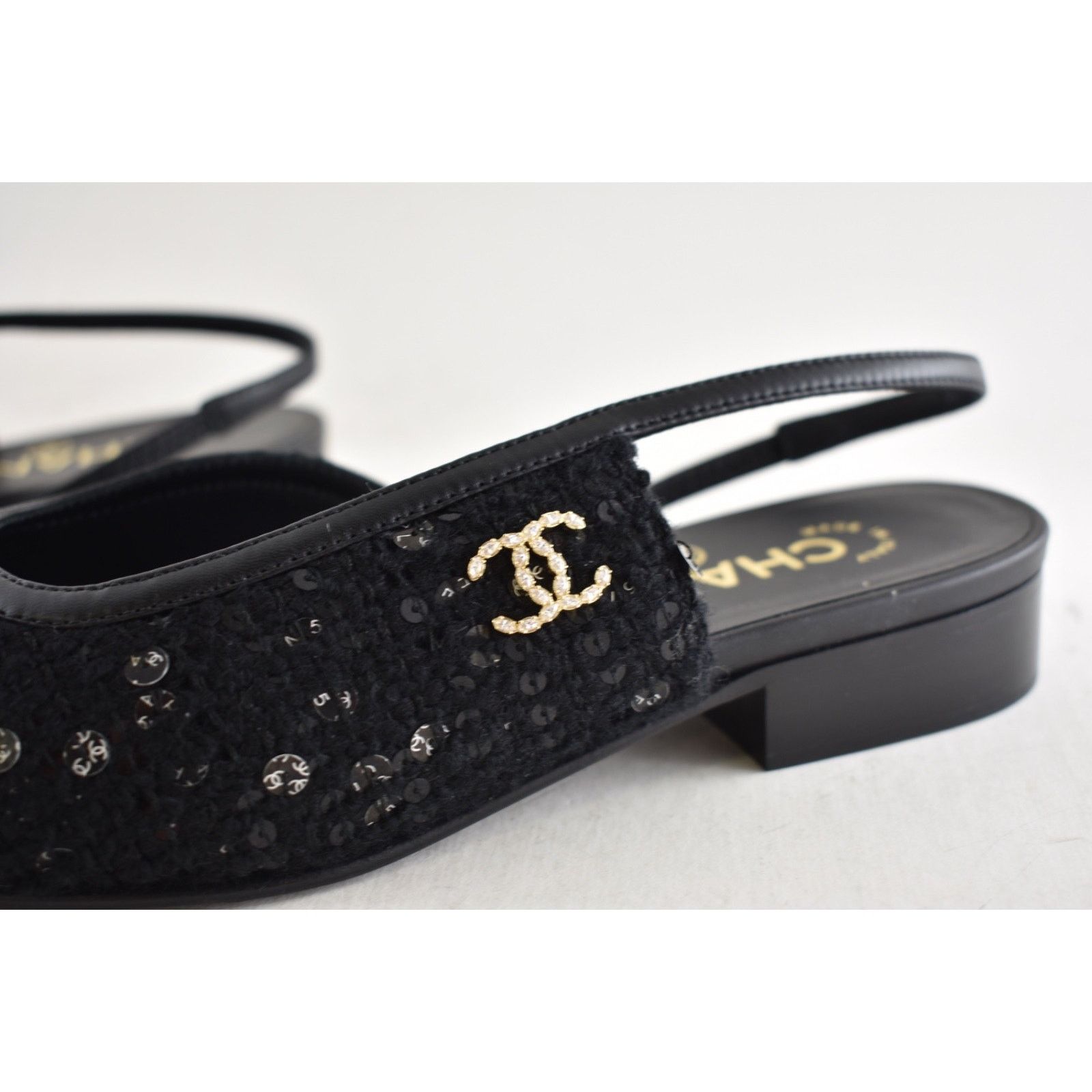 Chanel Chanel Black Wool Tweed Patent CC Slingback Ballet Flat 36.5 Size US 5.5 / IT 35.5 - 17 Thumbnail