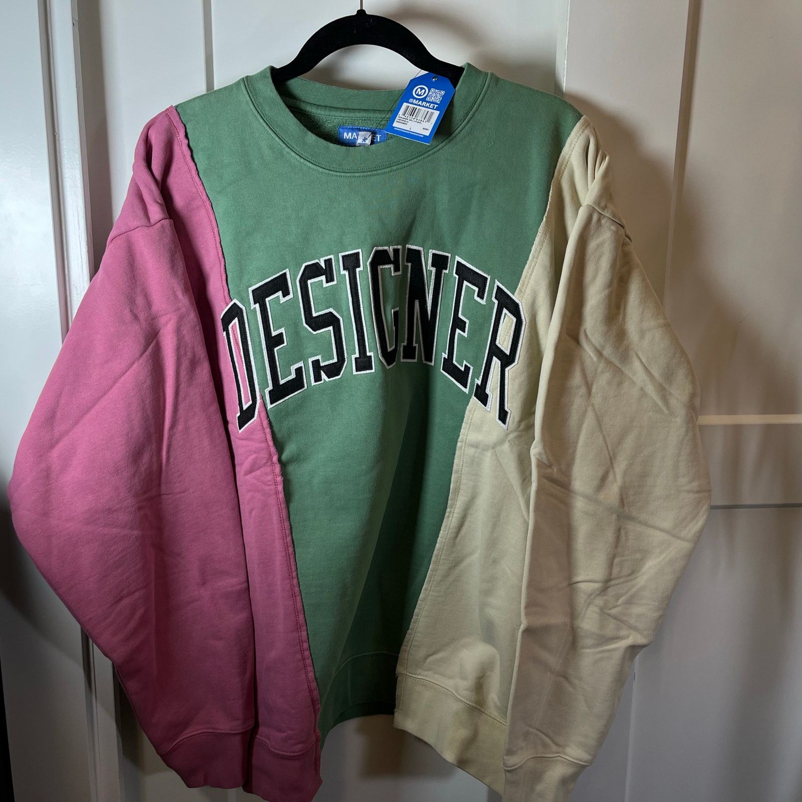 Market •NWT• Ma®ket Studios MARKET Tri-Split Crewneck •Men’s Large Size US L / EU 52-54 / 3 - 6 Thumbnail