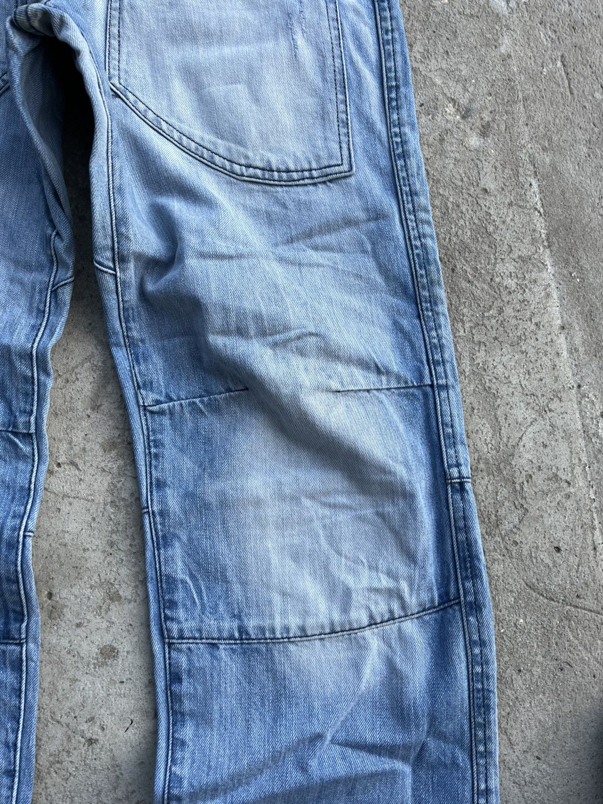 If Six Was Nine × Japanese Brand × Le Grande Bleu (L.G.B.) Jeans Dirty Pants Faded Crash Denim Thrashed Y2K Distressed Size US 34 / EU 50 - 7 Thumbnail