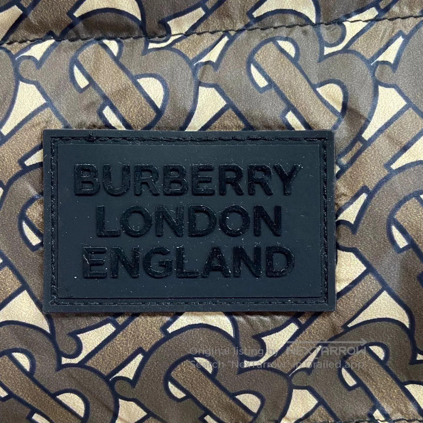 Burberry Burberry Logo Print Down Jacket. Size US S / EU 44-46 / 1 - 3 Thumbnail