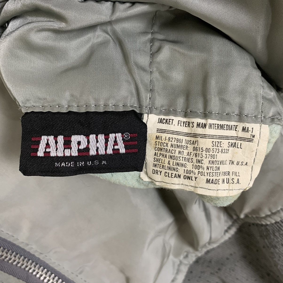 Alpha Industries Alpha Industries Riversible Bomber Jacket Size US S / EU 44-46 / 1 - 13 Thumbnail
