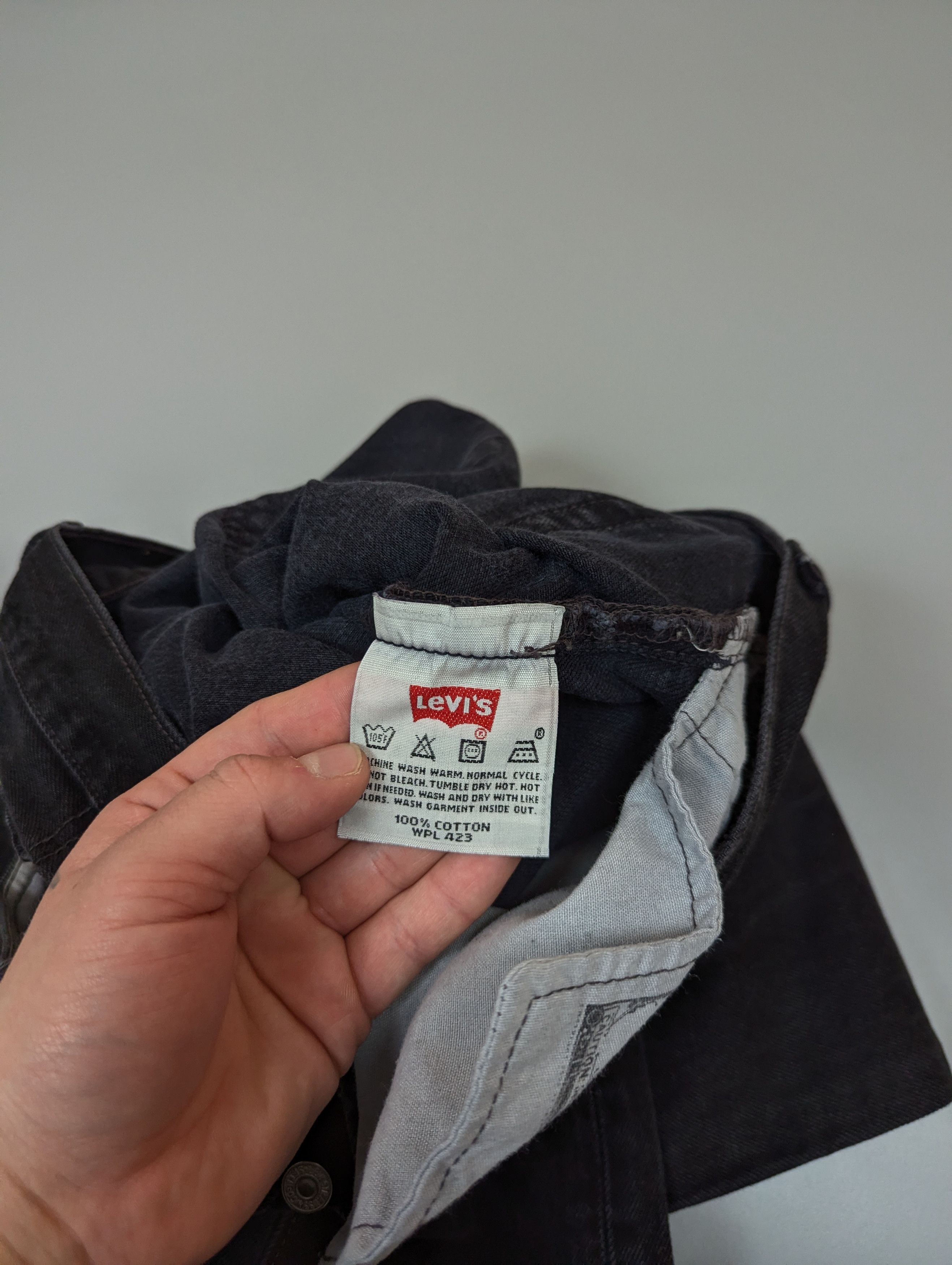Levi's Vintage Levi's 501 Black Distressed Jeans W31 L34 Faded Size US 31 - 13 Thumbnail