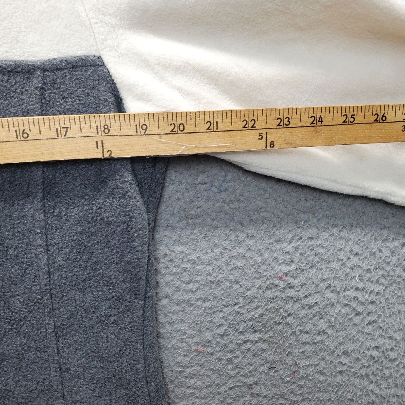 Logo 7 Columbia Pullover Sweater Women M Multi Fleece Patch Logo Quarter Snap Front EUC Size M / US 6-8 / IT 42-44 - 4 Thumbnail