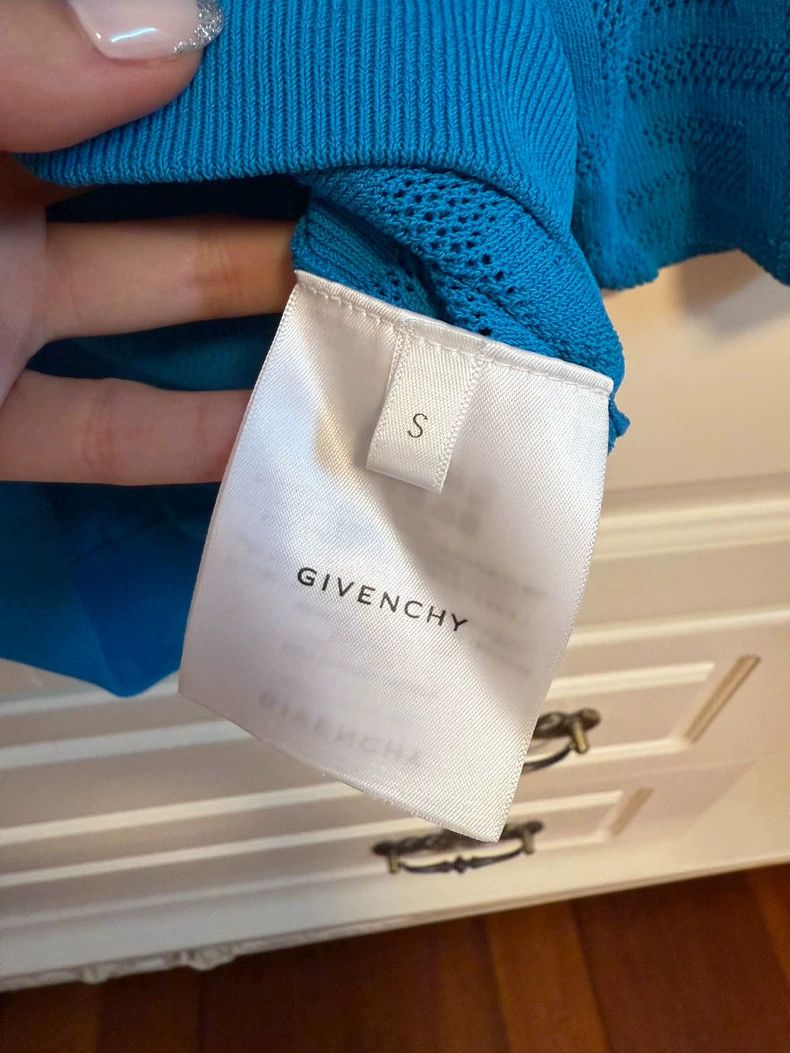 Givenchy Givenchy 4G Jacquard Knitted Women's T-Shirt (Purchased La Size S / US 4 / IT 40 - 4 Thumbnail