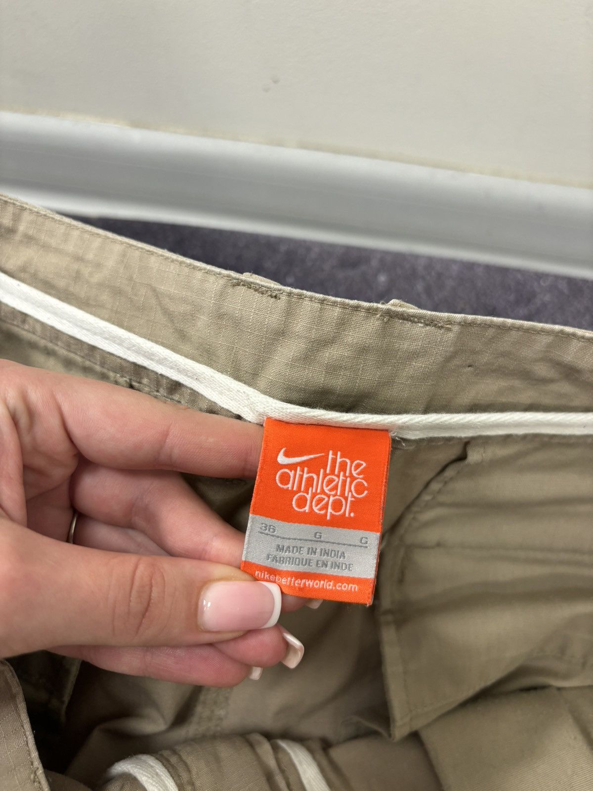 Nike Vintage Nike Y2K Military Hype Utility Swoosh Cargo Shorts Size US 36 / EU 52 - 10 Thumbnail