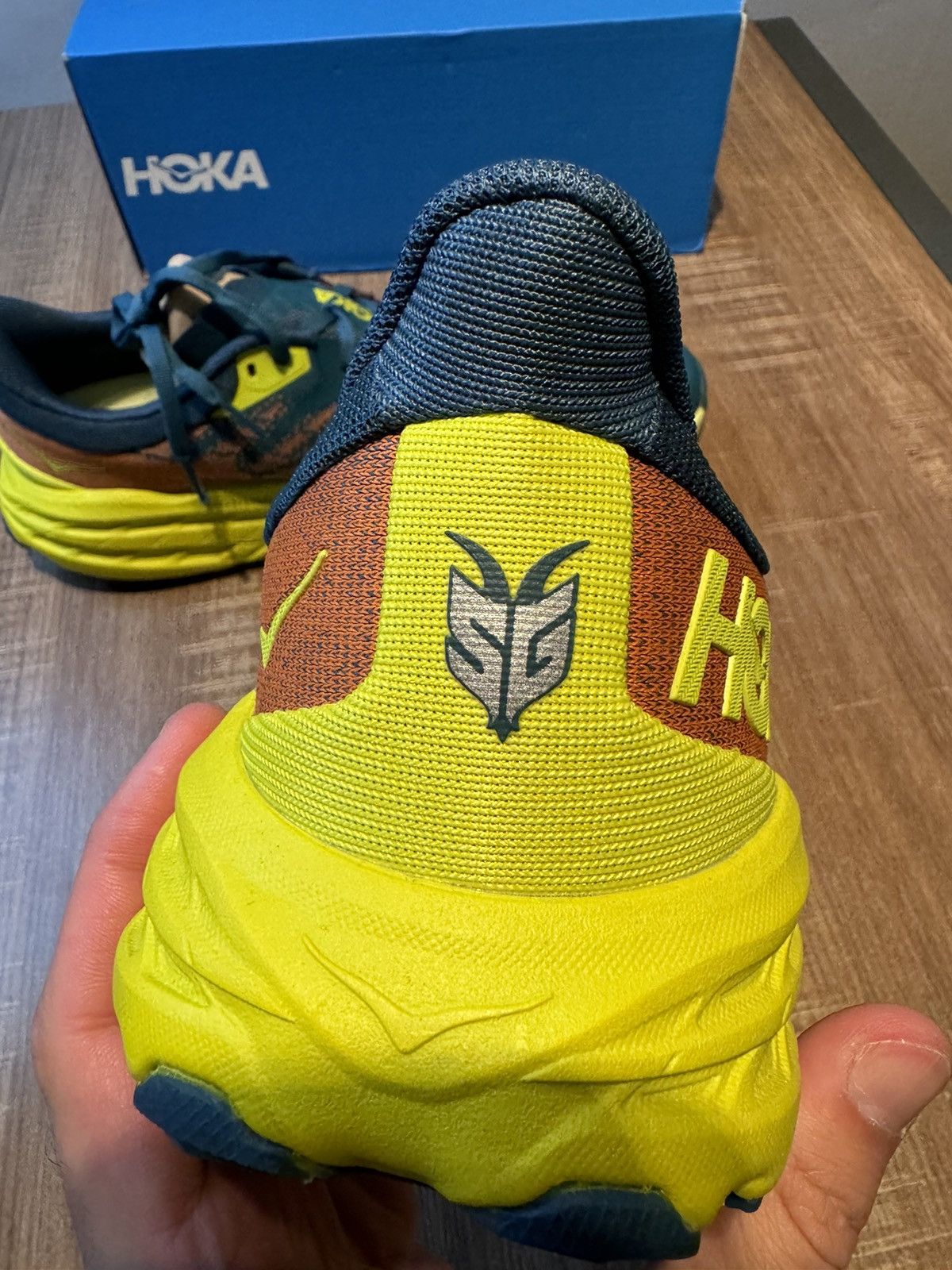 Hoka Hoka Men's Speedgoat 5 Running Blue Coral Primrose 10.5 NEW Size US 10.5 / EU 43-44 - 7 Thumbnail