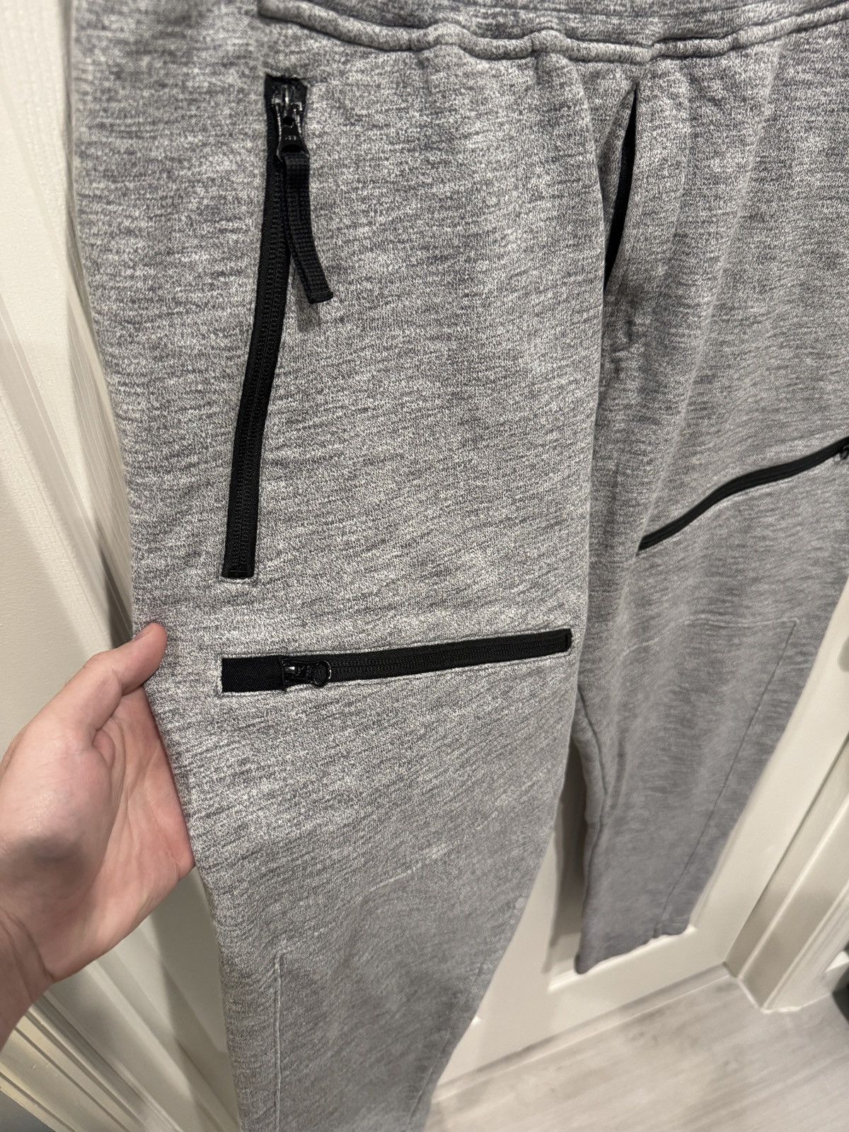 Stone Island Stone Island Grey Patch Program Sweatpants Size L fits 32-36 Size US 34 / EU 50 - 5 Thumbnail