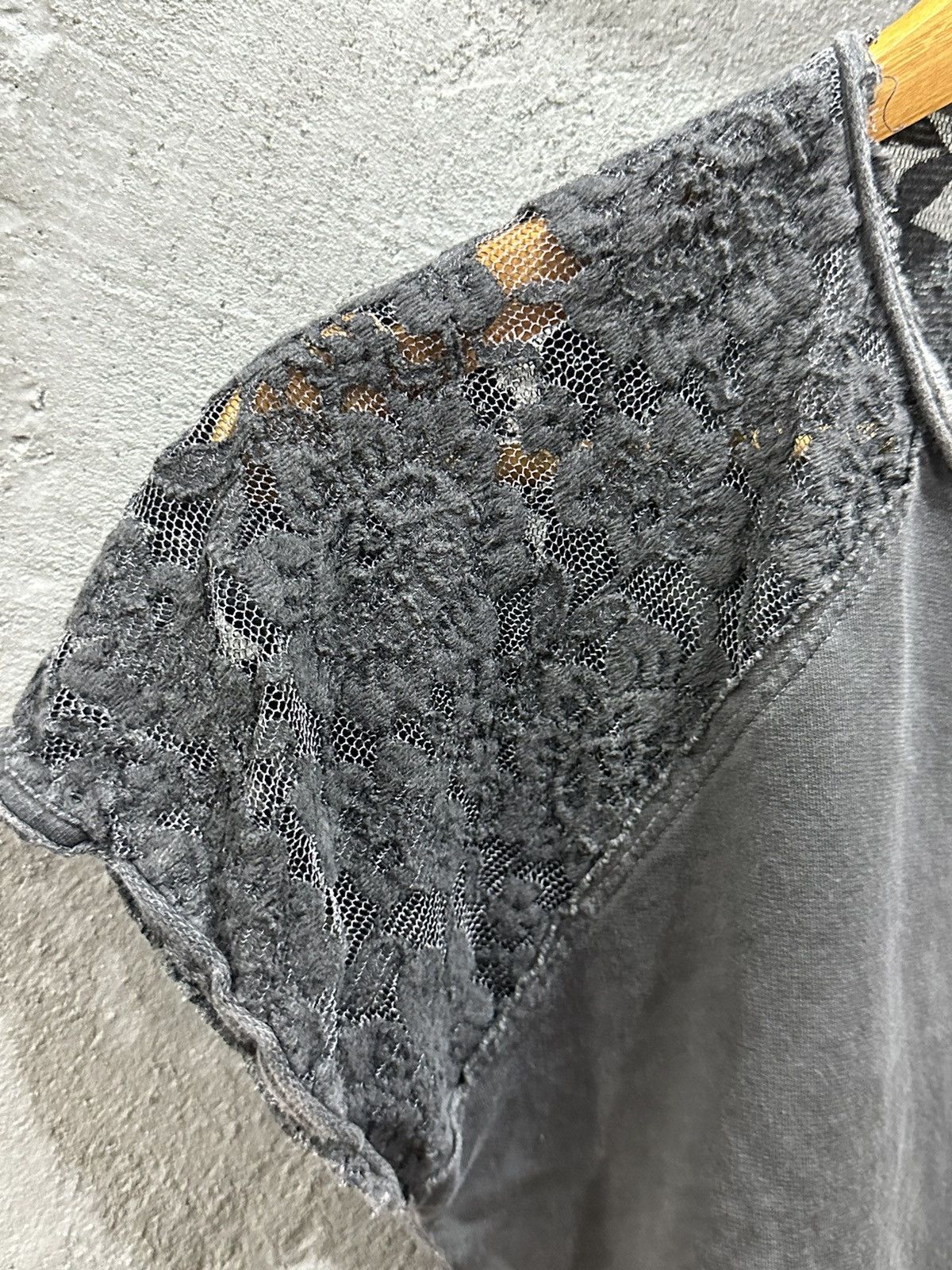Diesel Diesel 3D Flower Lace Tee Size US XS / EU 42 / 0 - 3 Thumbnail