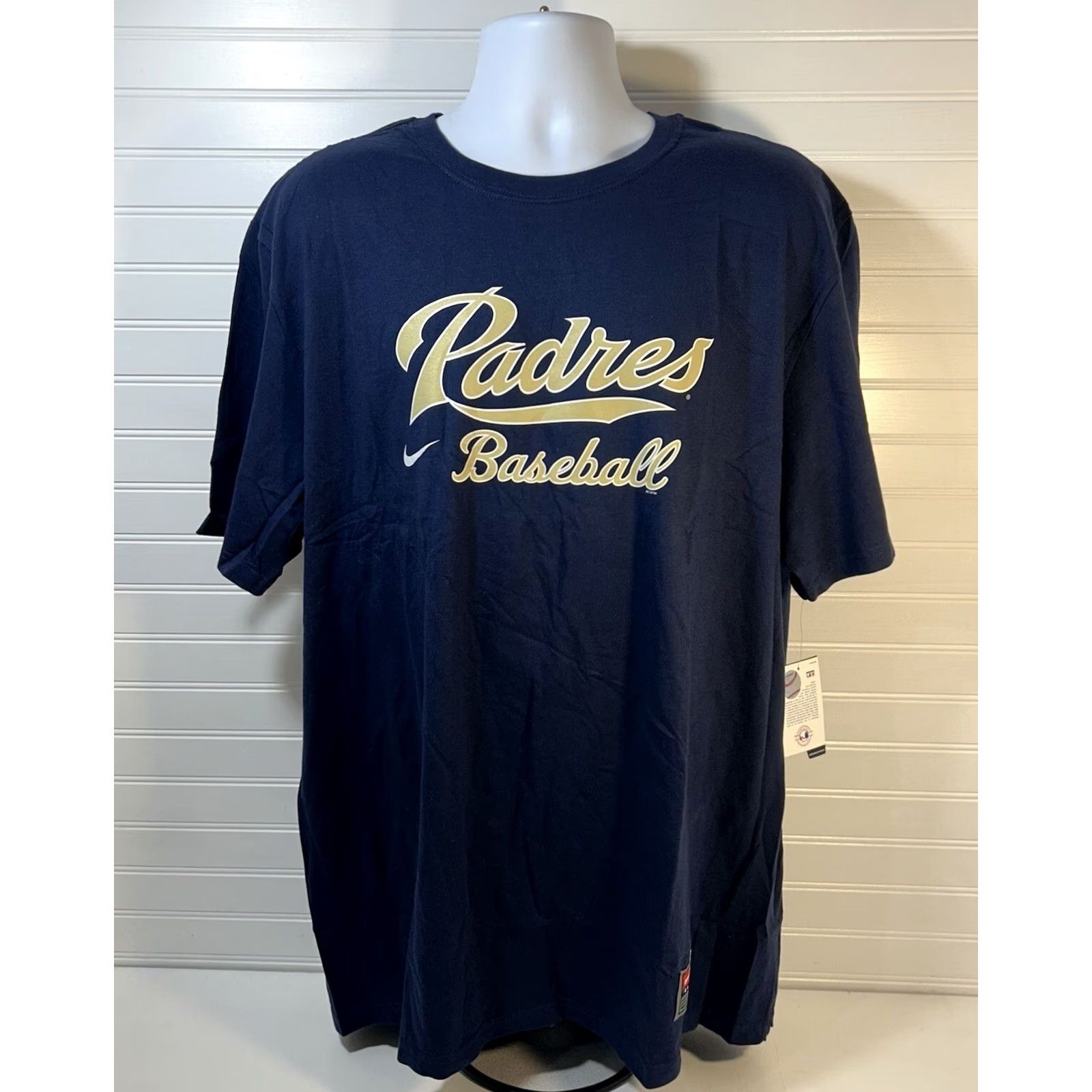 Nike VINTAGE Nike San Diego Padres Shirt Men 2XL Navy Blue MLB Dead Stock 2010s NWT Size US XXL / EU 58 / 5 - 3 Thumbnail