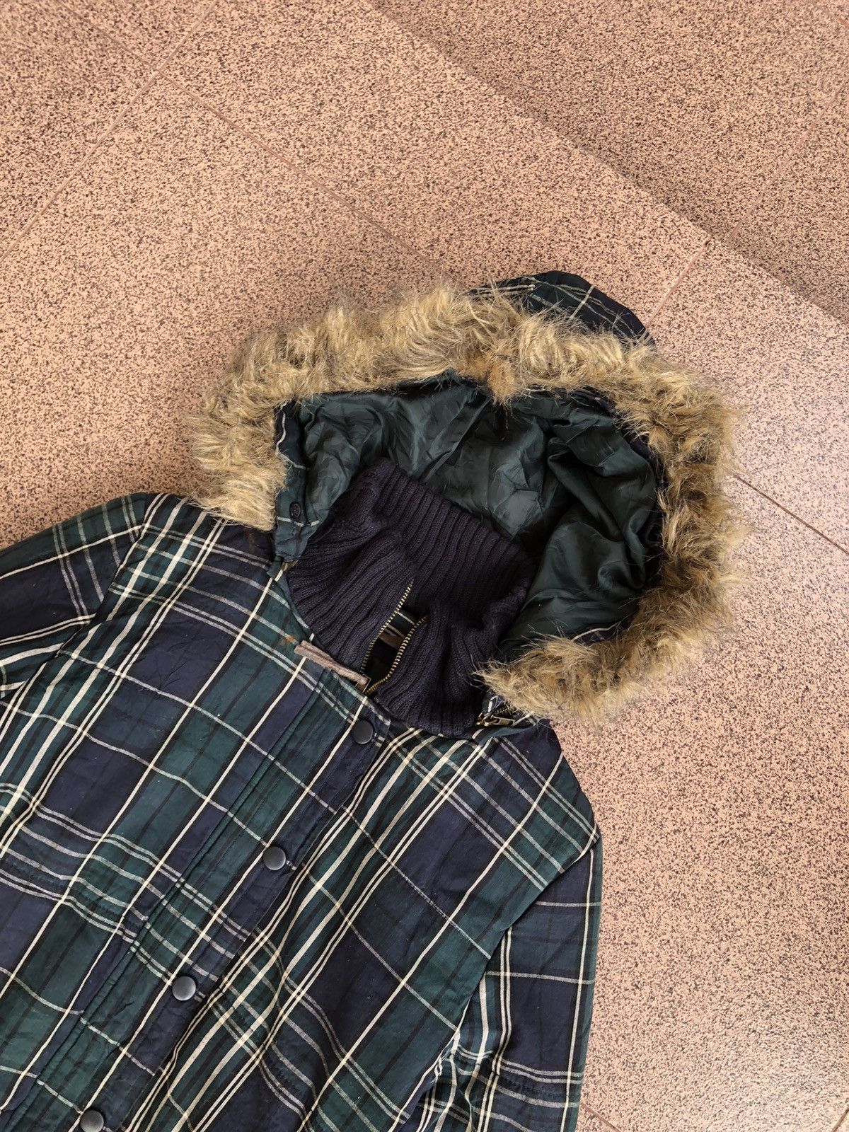 Japanese Brand 2000s Puffer Fur Jacket Final Decision Plaid Size US M / EU 48-50 / 2 - 4 Thumbnail