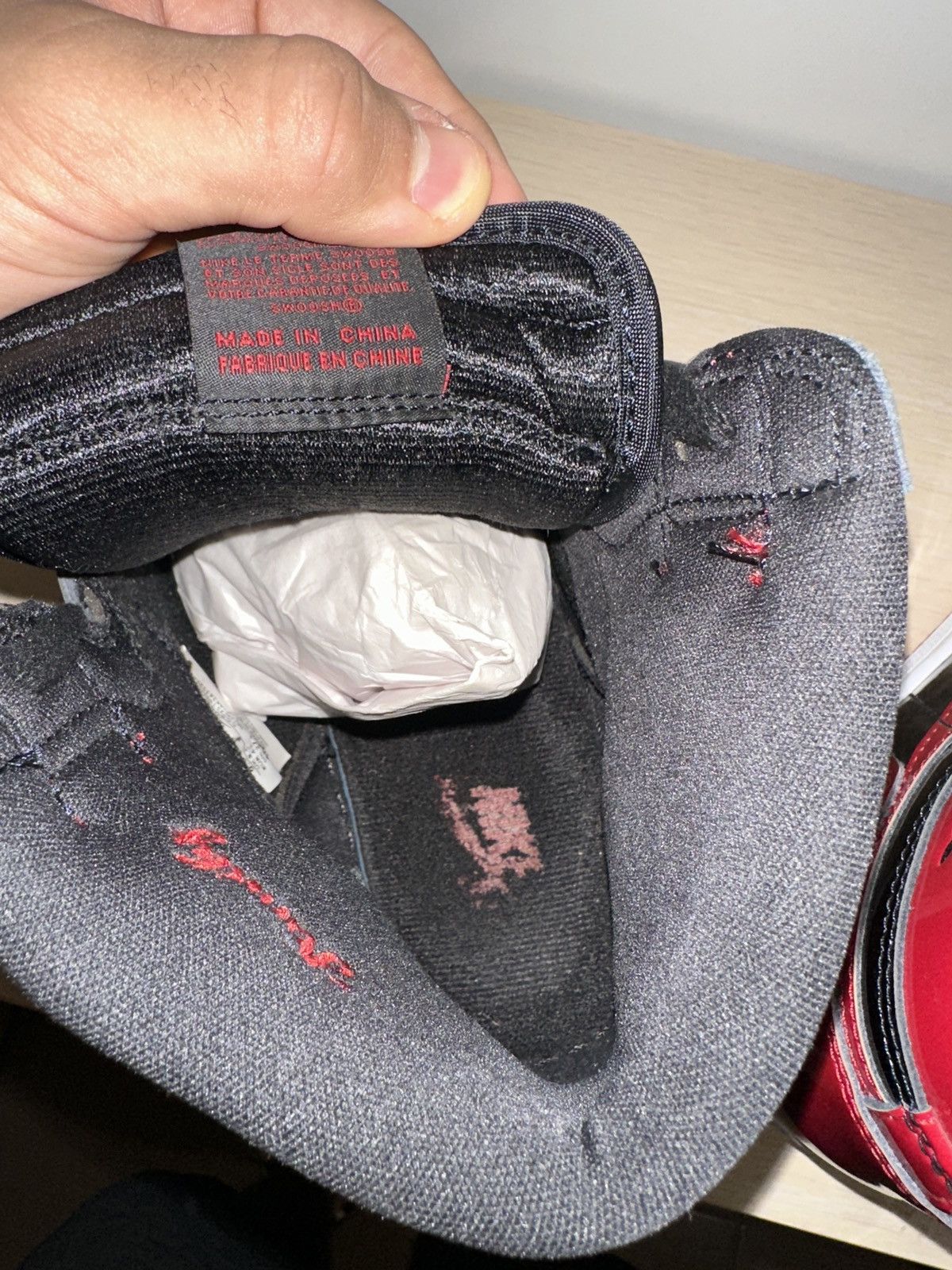 Jordan Brand Jordan 1 Retro Red Size US 9.5 / EU 42-43 - 5 Thumbnail