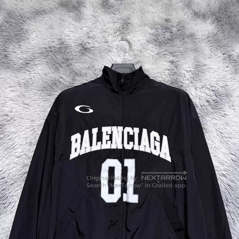 Balenciaga Balenciaga Manchester United school uniform jacket with zi Size US M / EU 48-50 / 2 - 3 Thumbnail