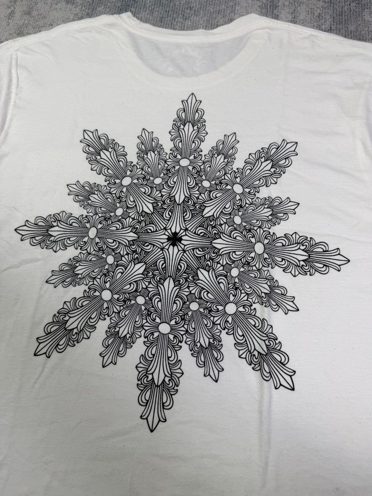 Chrome Hearts Snowflake Floral Tee Size US L / EU 52-54 / 3 - 5 Thumbnail