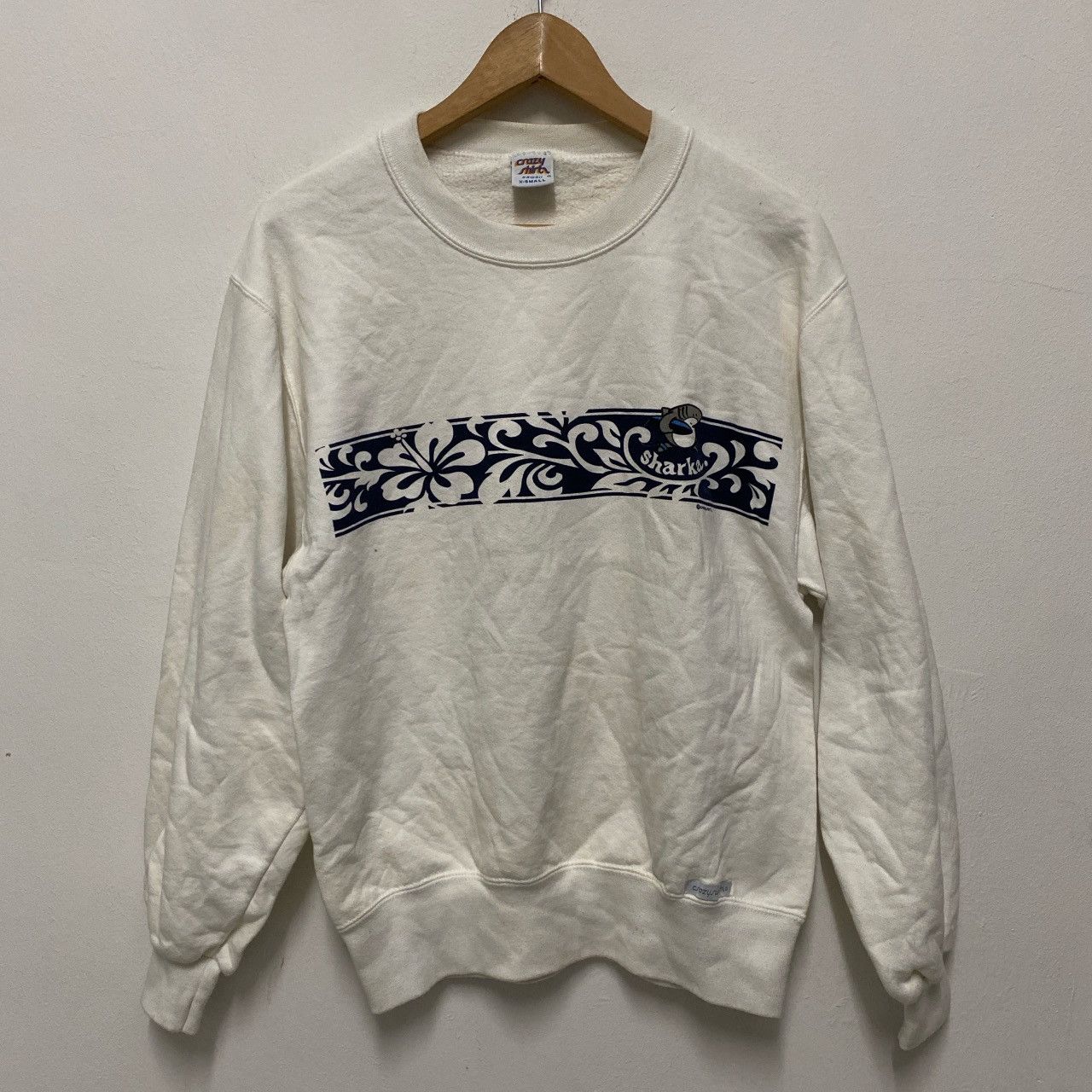 image of Crazy Shirts x Vintage Sharka Surf Company Guam Sweatshirt Crazyshirts in White, Men's (Size XS)