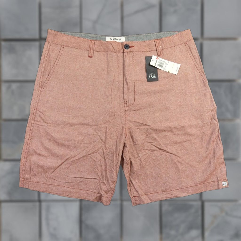 Quiksilver Quiksilver Mens Shorts Chino 9" Inseam Flat Front 40 Red 5-Pocket Regular Fit N/A Mens Size US 40 / EU 56 - 1 Thumbnail