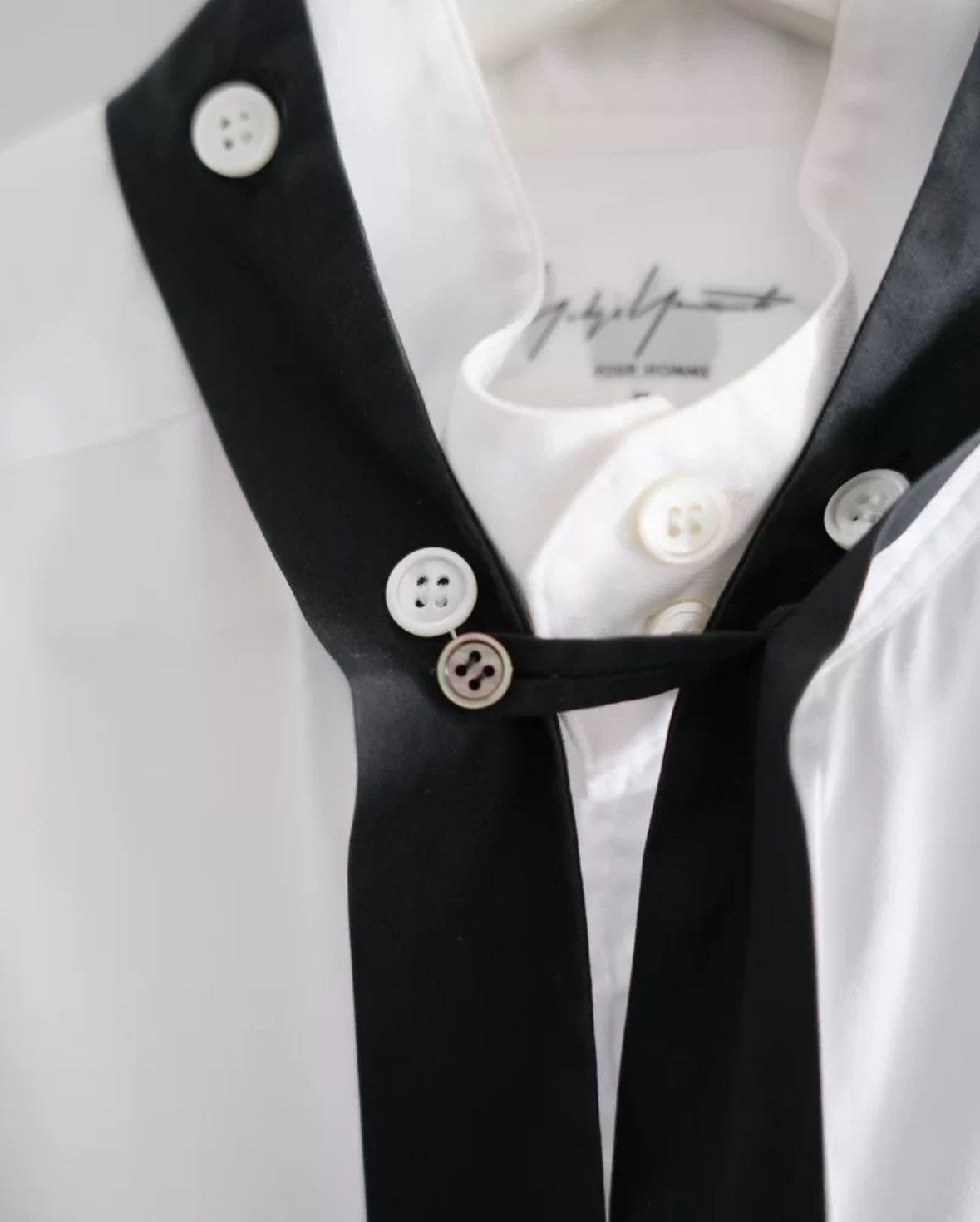 Yohji Yamamoto Yohji Yamamoto 11aw Ribbon Tie White Shirt 2412-Nextarrow Size US M / EU 48-50 / 2 - 4 Thumbnail