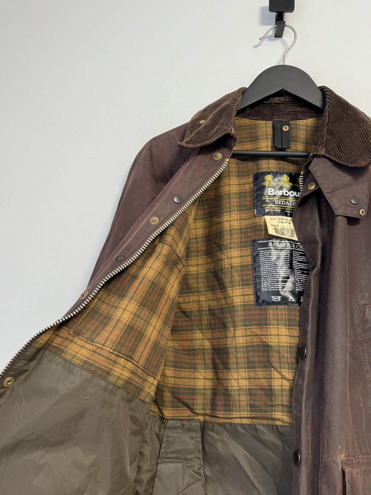 Barbour Vintage Barbour Bedale Wax Jacket Brown C38 England A103 Size US M / EU 48-50 / 2 - 13 Thumbnail