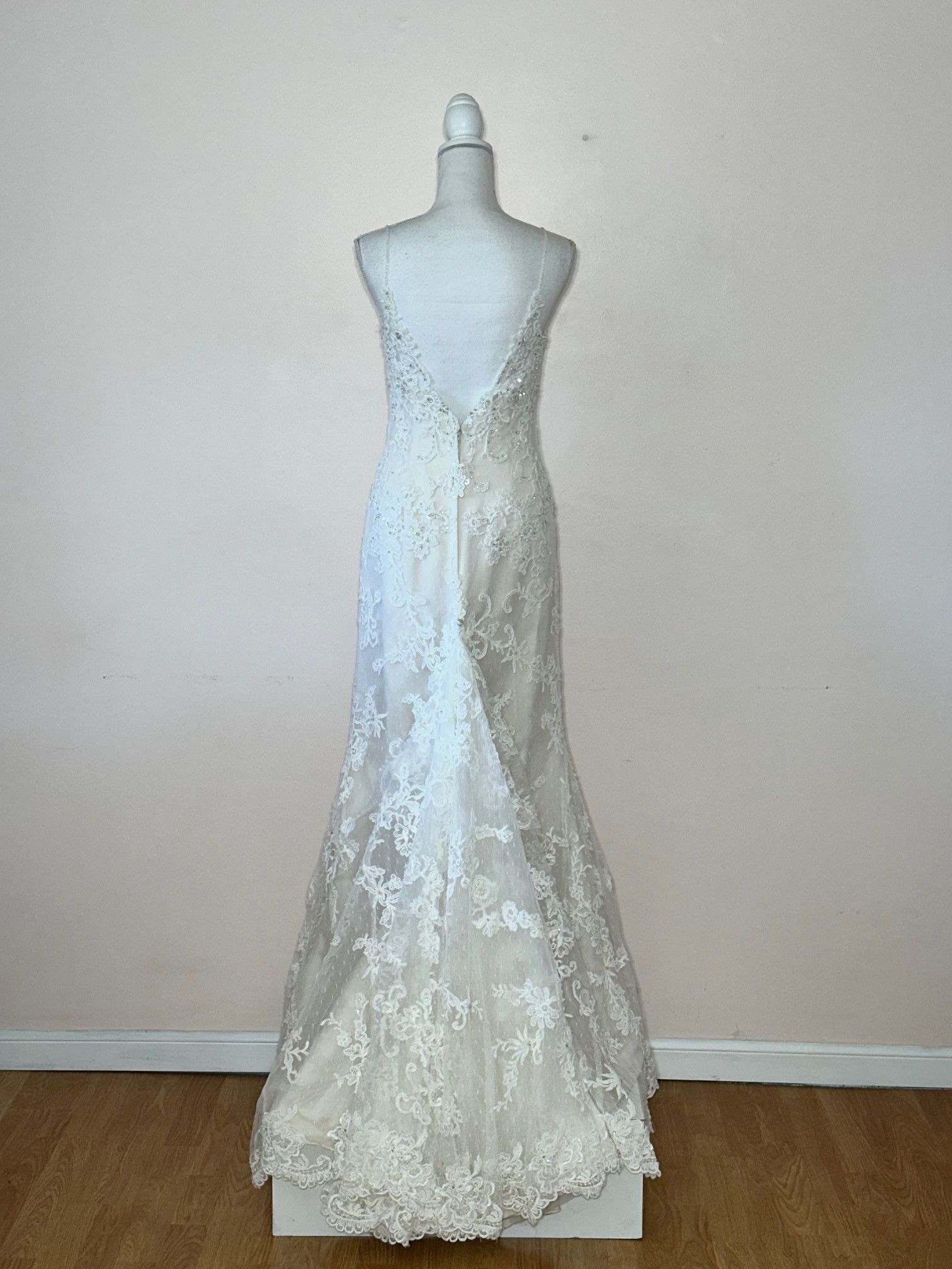 Casablanca Casablanca Ivory Lace 1975 Wedding Gown Size 8 Size M / US 6-8 / IT 42-44 - 7 Thumbnail