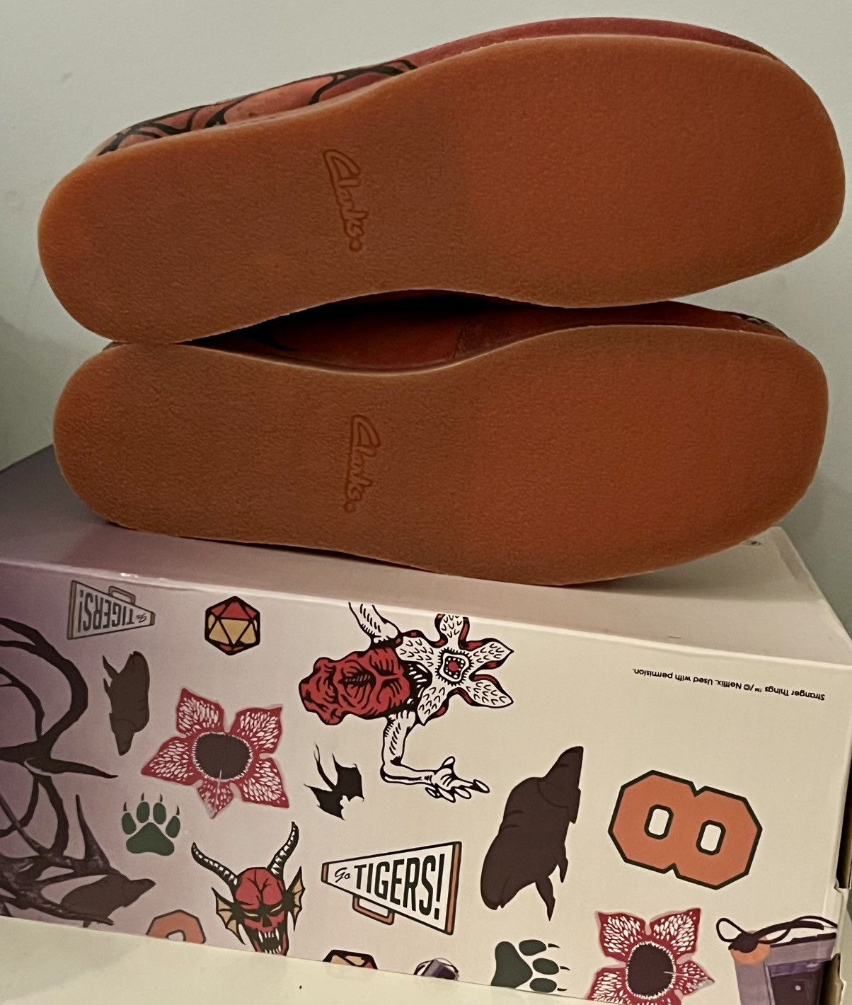 Clarks Authentic Clarks Stranger Things wallabee evo st dark sand Size US 8.5 / EU 41-42 - 9 Thumbnail
