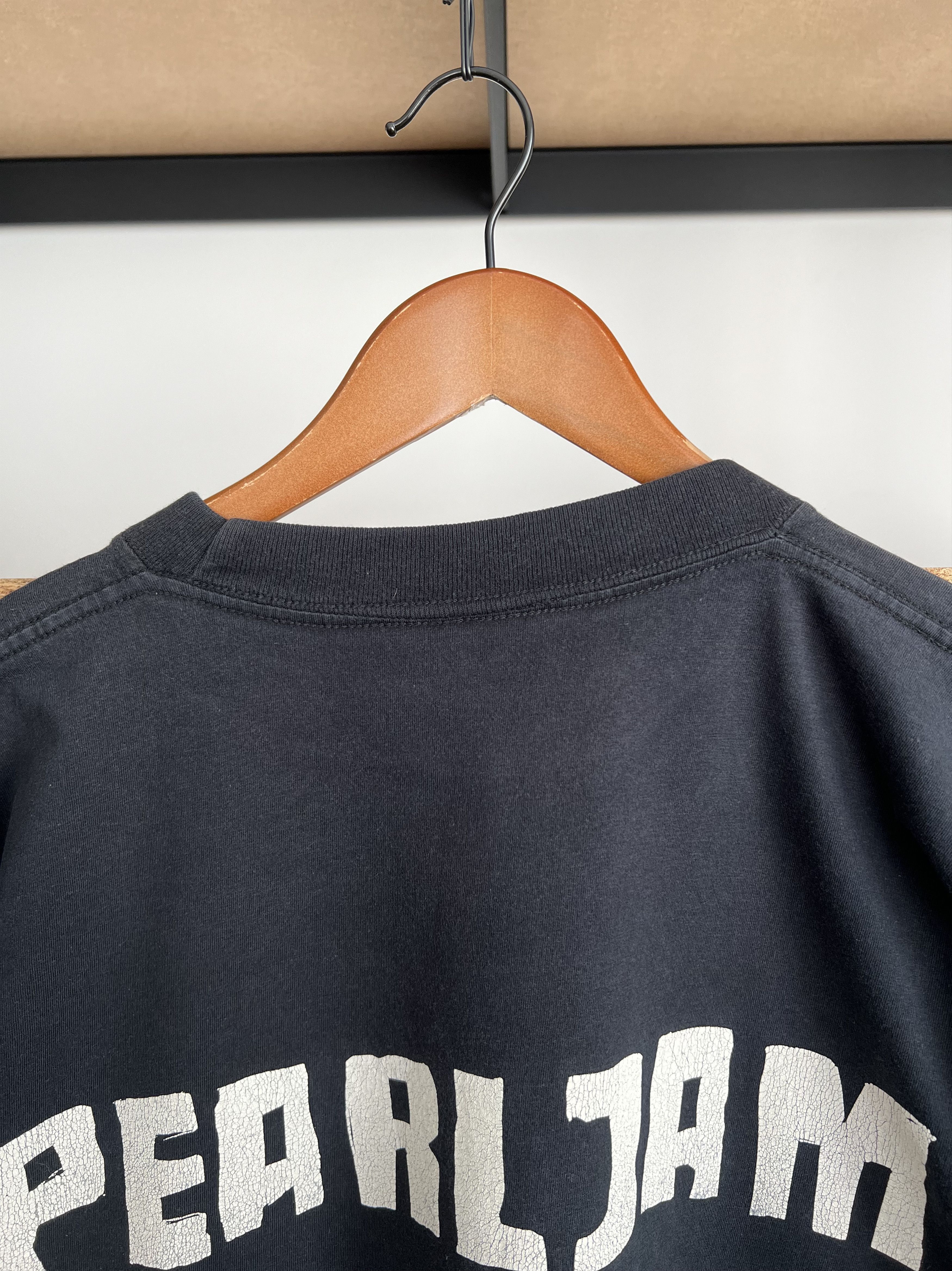 Band Tees Vintage 90s Pearl Jam Alive Black Long Sleeve T-shirt Size US XL / EU 56 / 4 - 24 Thumbnail