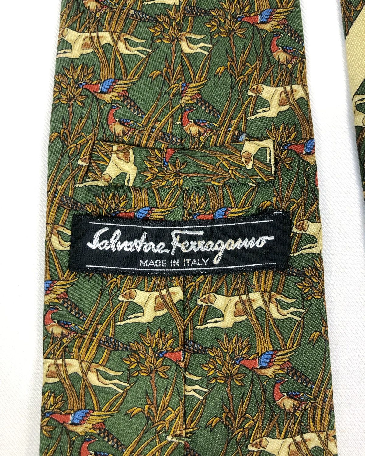 Salvatore Ferragamo Rare Vintage Salvatore Ferragamo Dog / Birds Motive Silk Tie Size ONE SIZE - 8 Thumbnail