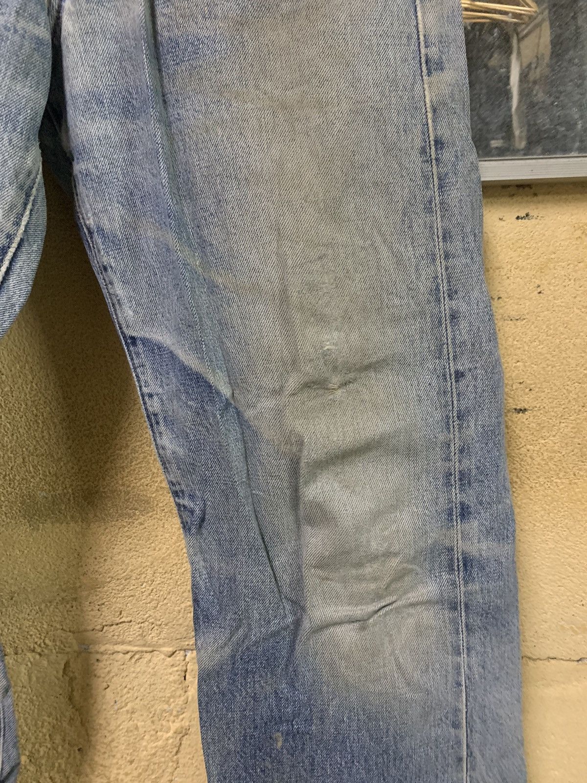 Japanese Brand × Levi's Vintage Clothing × Vintage Vintage Levi’s Big E Distressed Size US 27 - 17 Thumbnail