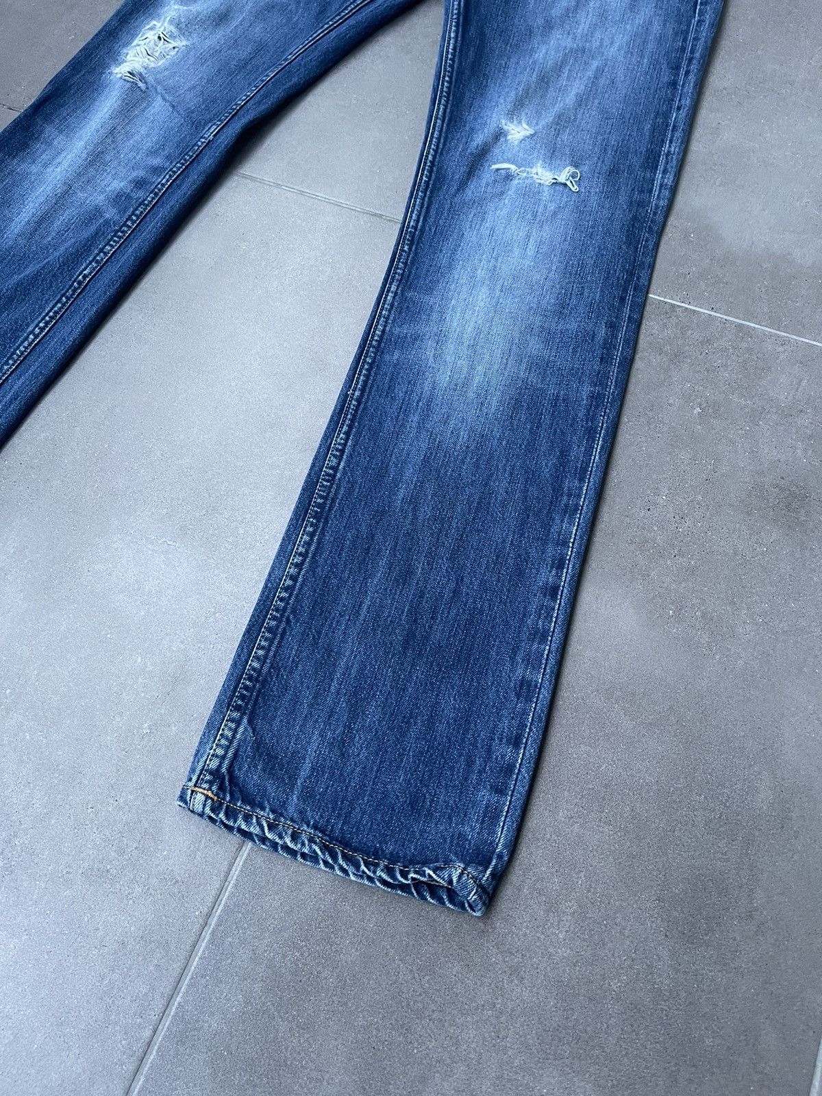 Acne Studios Acne Studios Roc Verakai Distressed Indigo Denim Pants Size US 30 / EU 46 - 9 Thumbnail