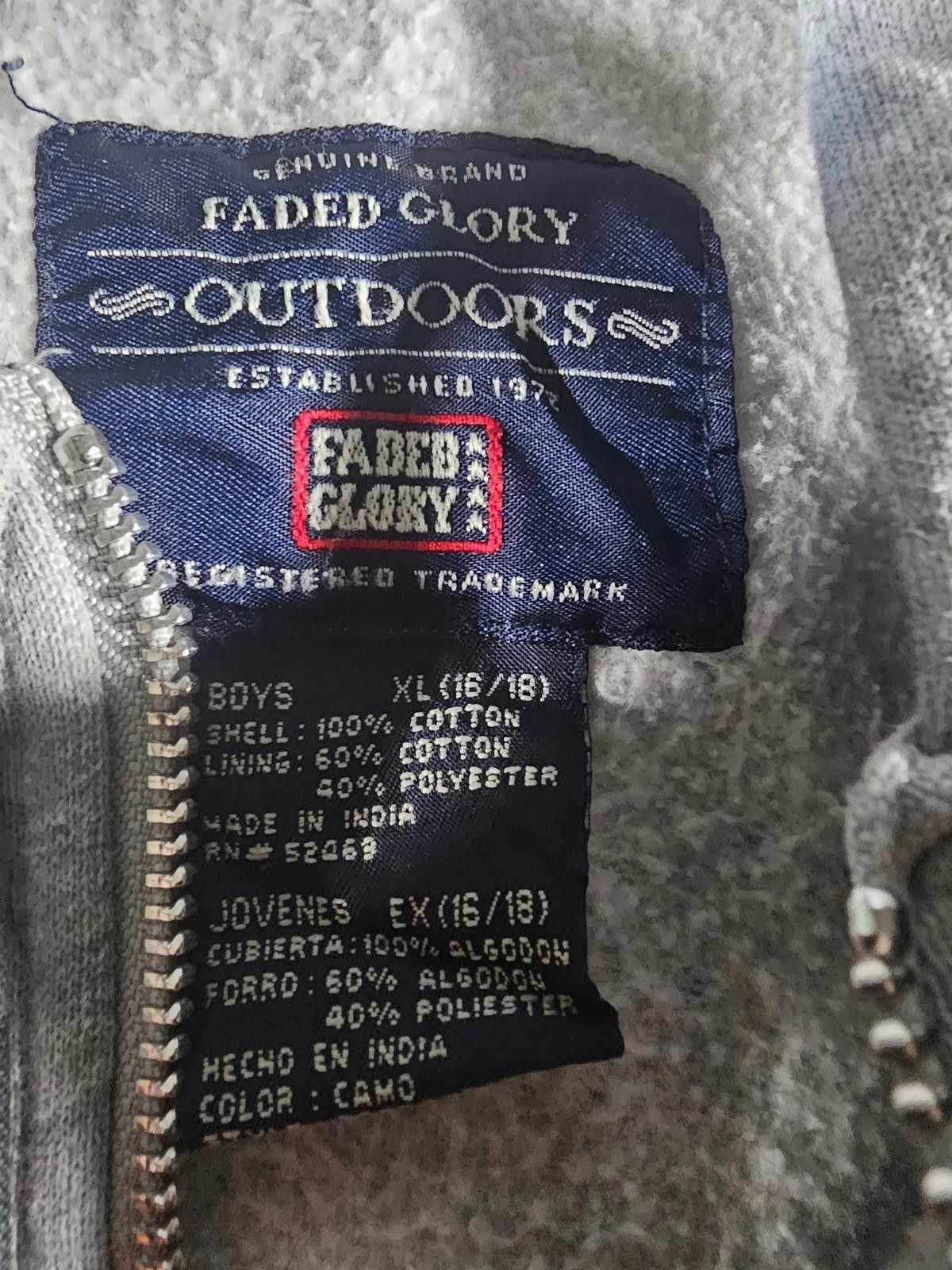 Faded Glory Faded Glory Heavy Fullzip Hooded Camo Jacket XL 16-18 Size US XL / EU 56 / 4 - 4 Thumbnail