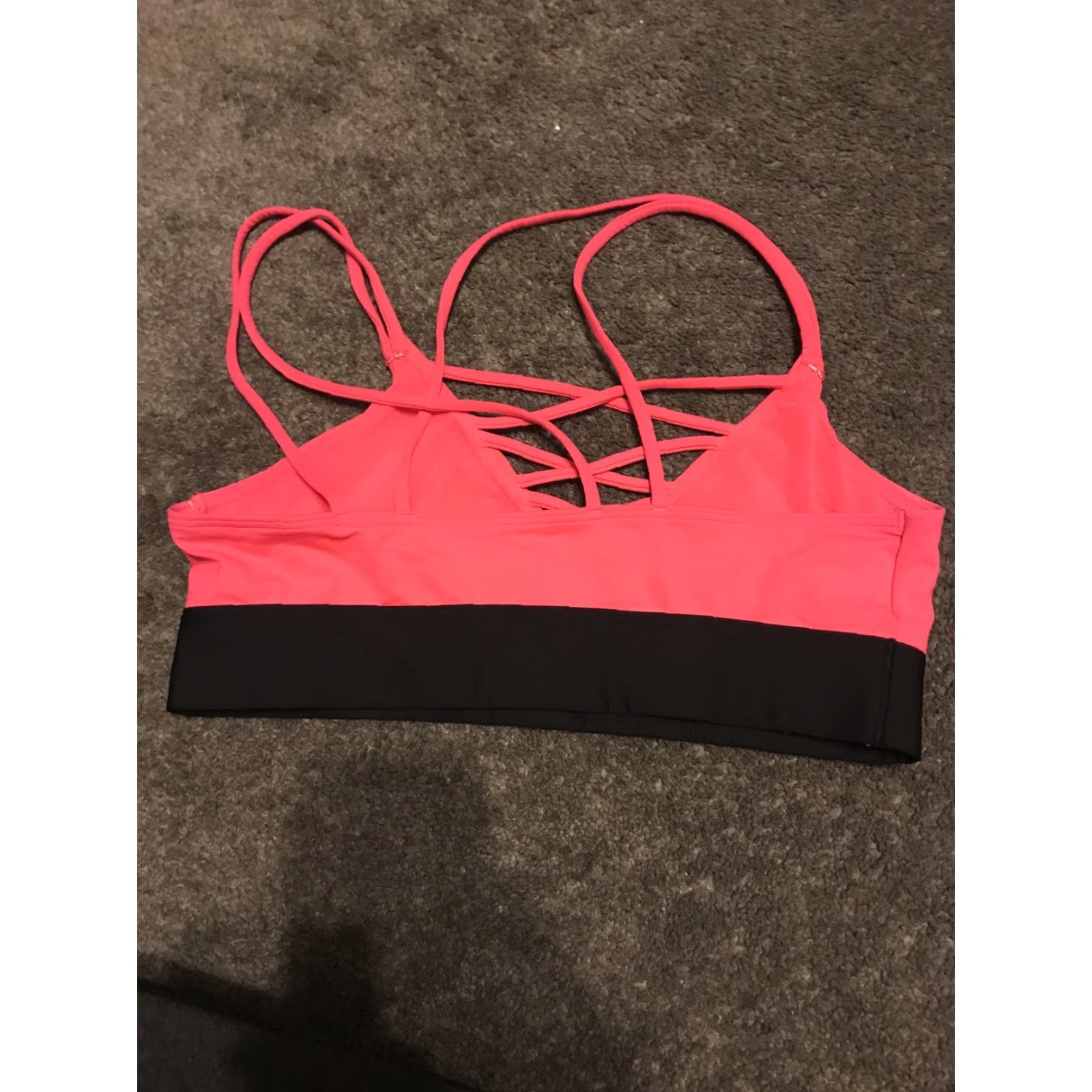Victoria's Secret PINK ULTIMATE Victoria's Secret Sports Bra Women's S Strappy Racerback Wireless Pocket Logo Light Weight Full Coverage Solid Pattern Victoria Sport Size ONE SIZE - 2 Thumbnail