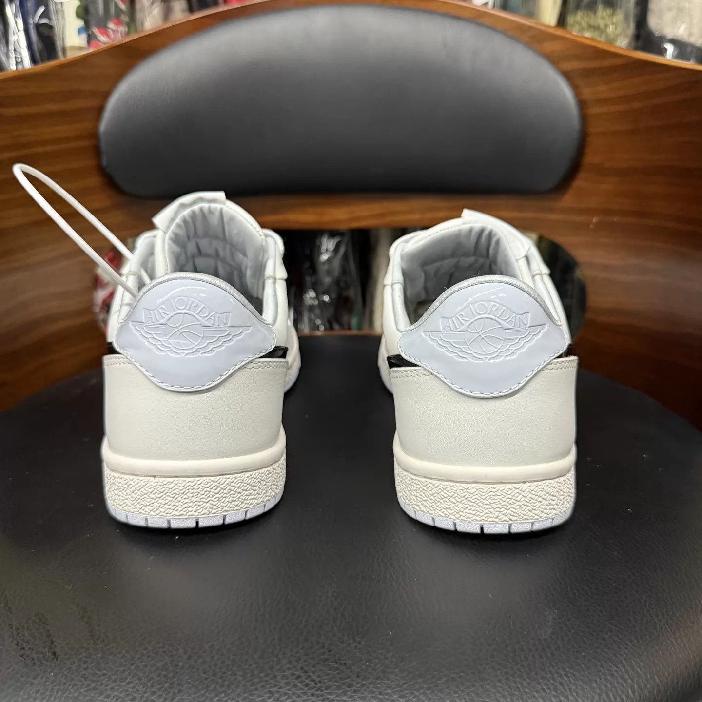 Nike AJ1 Low 85 Wings White/Black 38 Worn 1x Size US 7.5 / IT 37.5 - 3 Thumbnail
