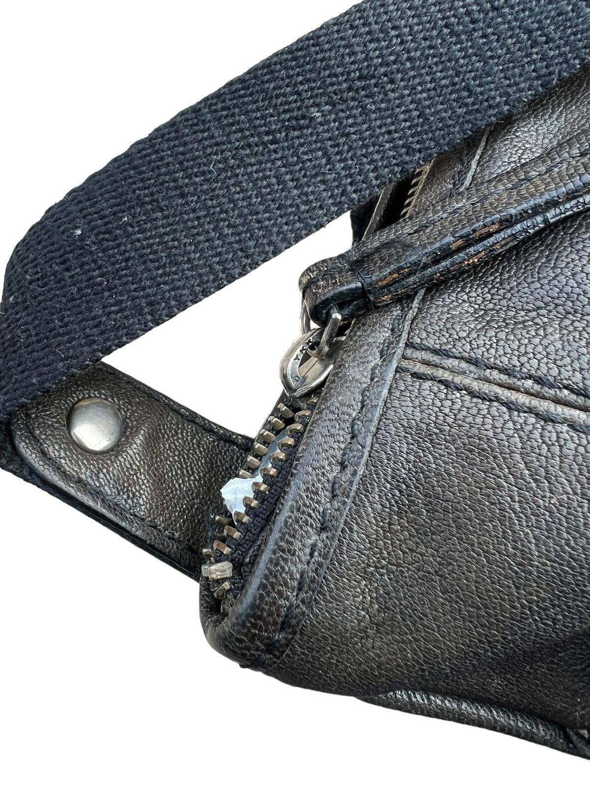 Juicy Couture Jeans Vintage Juicy Couture Patina Goat Leather Mini Bag Size ONE SIZE - 12 Thumbnail