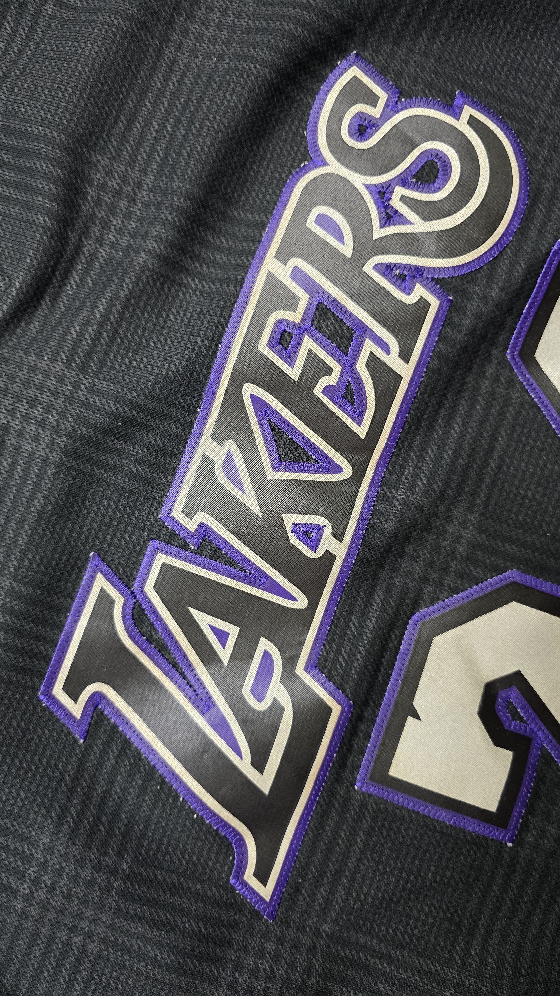 Adidas Kobe Bryant 24 LA Lakers Black Purple Limited Edition Jersey Size US S / EU 44-46 / 1 - 15 Thumbnail