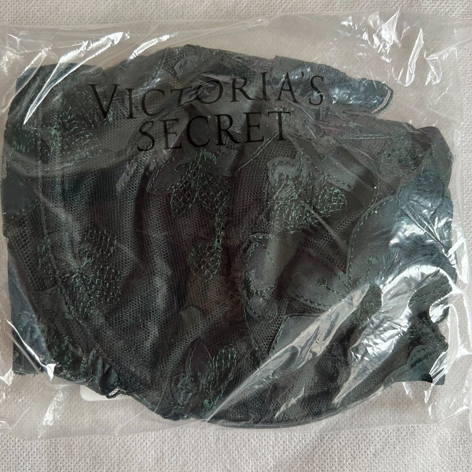 Victoria's Secret VICTORIA’S SECRET Very Sexy Floral Embroidered Demi Bra,32DD Size ONE SIZE - 7 Thumbnail