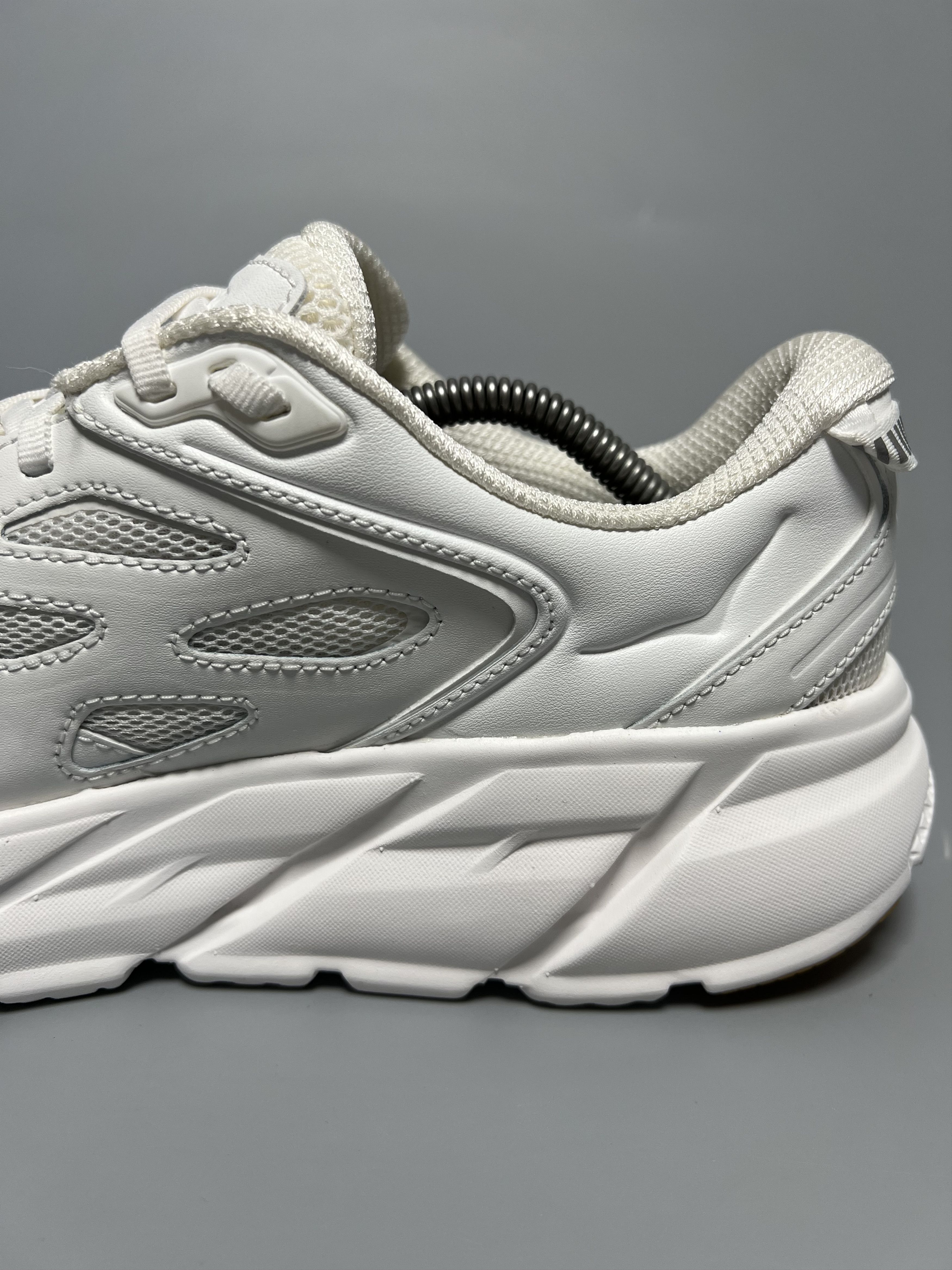 Hoka Hoka One One Clifton L Athletics Running Shoes 1160050-WWH Size US 10 / EU 43 - 11 Thumbnail
