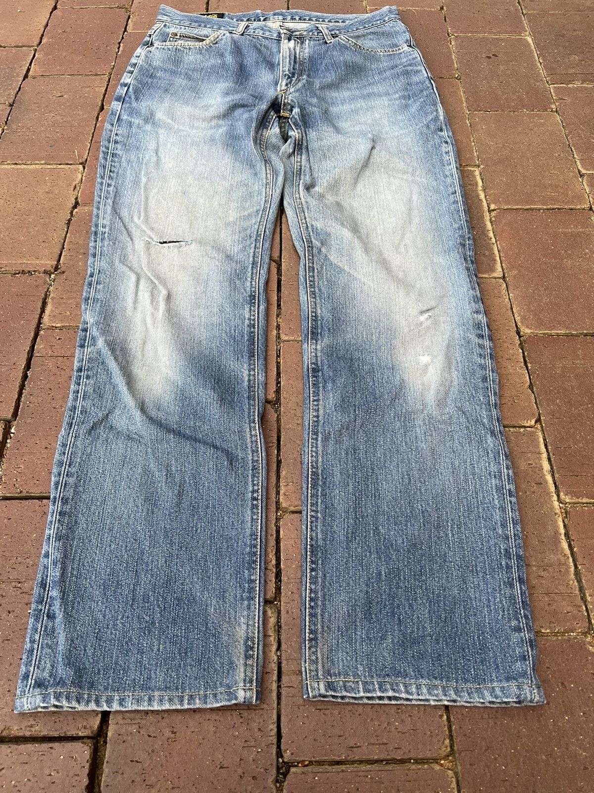 Japanese Brand × Lee VTG LEE RIDERS DISTRESSED JEANS VERY RARE Size US 31 - 1 Thumbnail
