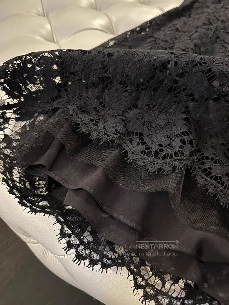 Valentino Valentino Lace black dress skirt Size S / US 4 / IT 40 - 3 Thumbnail