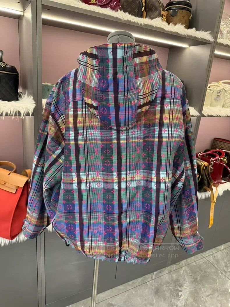 Louis Vuitton Louis Vuitton Plaid full print assault jacket Size US M / EU 48-50 / 2 - 4 Thumbnail