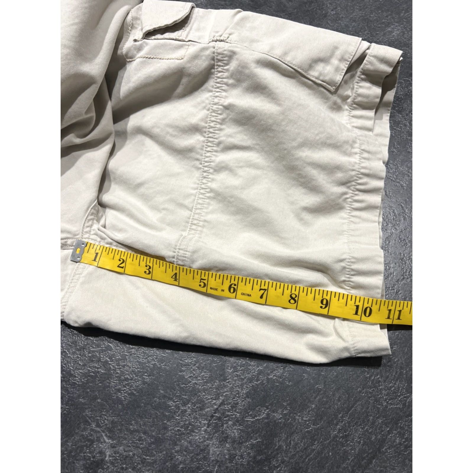 Ralph Lauren VINTAGE Ralph Lauren Polo Shorts Mens 42 Tan Cargo Baggy Y2K Faded Twill Cotton Utility Cargo Short Beigе 90s Army Outdoor Mens Size US XL / EU 56 / 4 - 7 Thumbnail