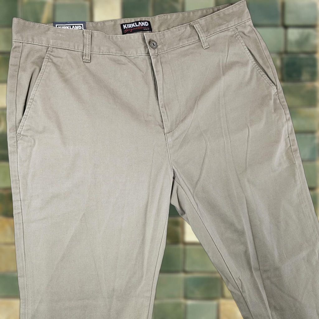 Vintage Kirkland Signature Chino Pants Mens 36x30 Khaki Beige Tailored Fit Straight Leg Pants Mens Beige 36x30 Business Casual Workwear Size US 36 / EU 52 - 1 Thumbnail