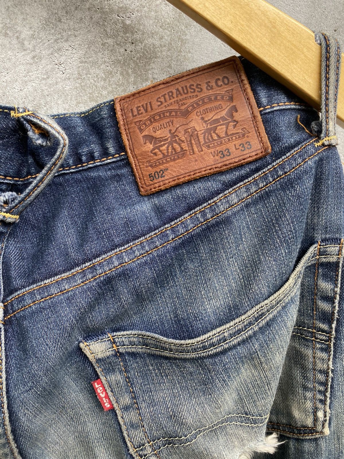 Levi's × Vintage LEVI'S 502 VINTAGE Size US 33 - 10 Thumbnail