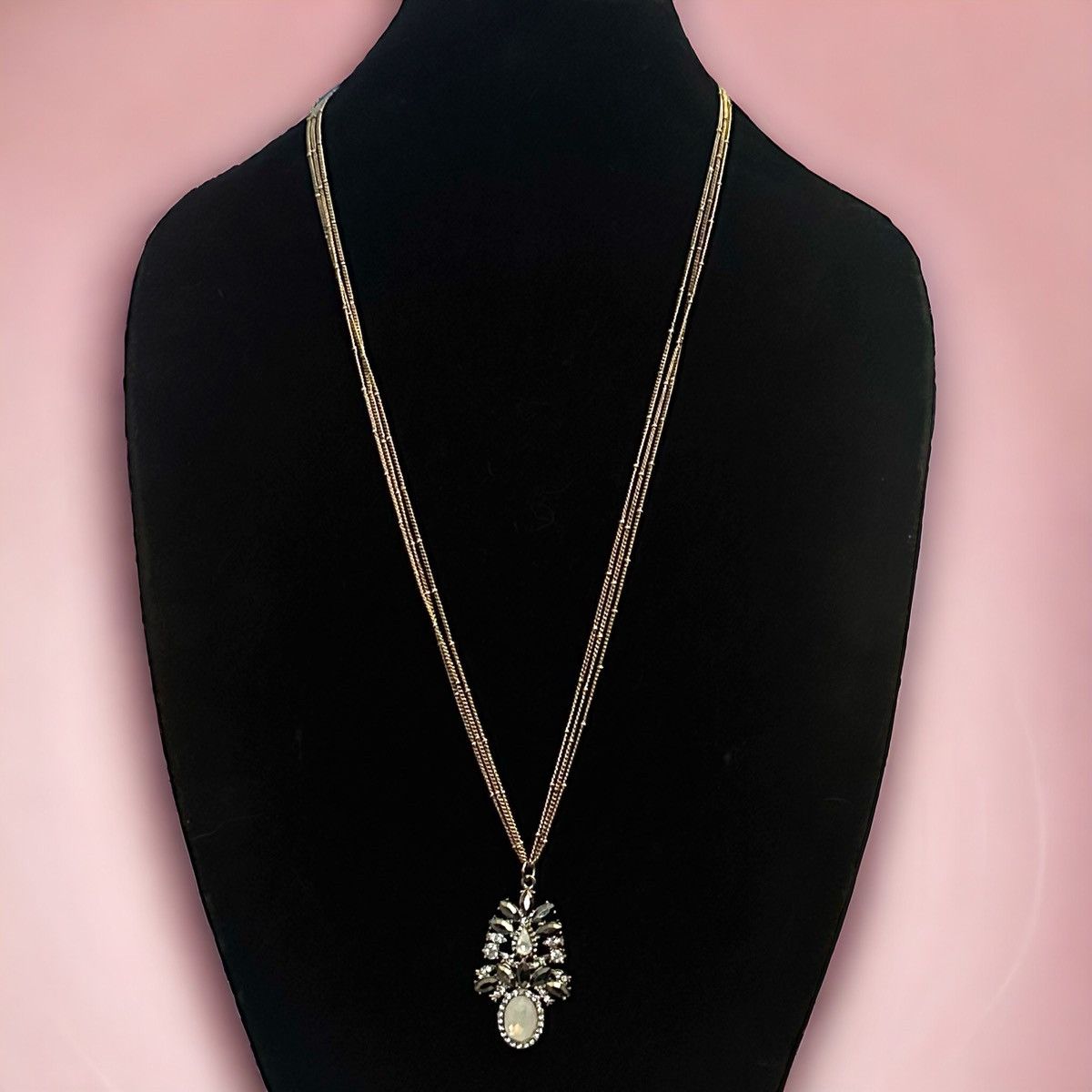 Other Multi strand gold tone rhinestone and pendant necklace Size ONE SIZE - 2 Thumbnail