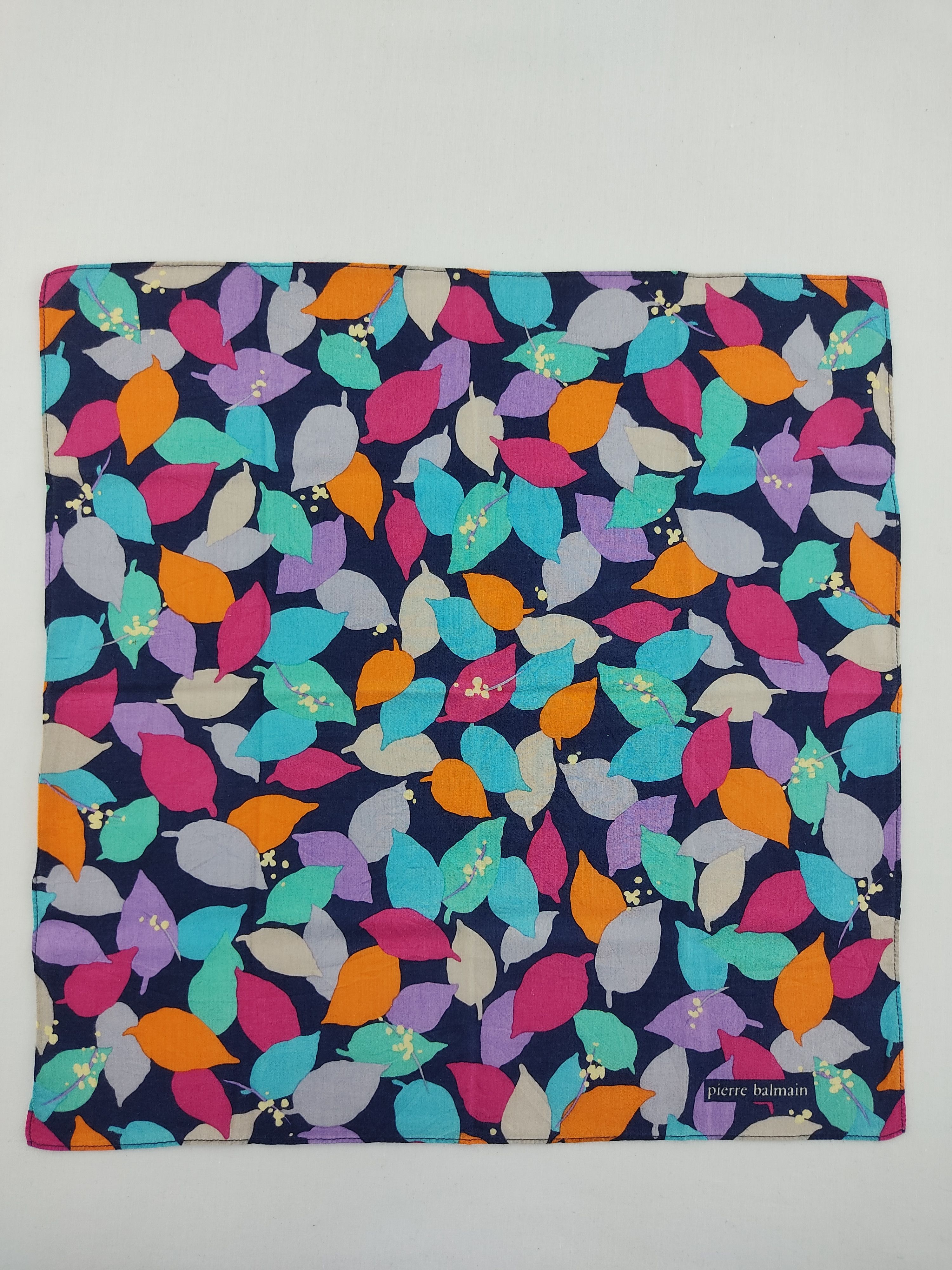 Pierre Balmain × Vintage Vintage Pierre Balmain Handkerchief / Neckwear / Bandana Size ONE SIZE - 3 Thumbnail
