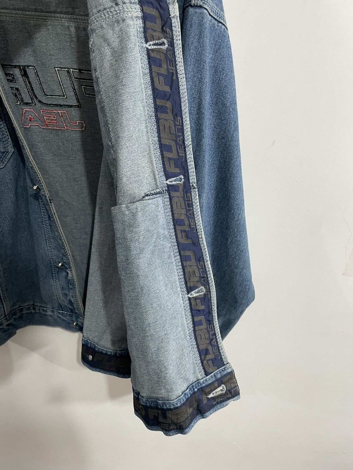 Fubu 90s Fubu hip hop denim embroidery logo Y2k style Size US XL / EU 56 / 4 - 7 Thumbnail