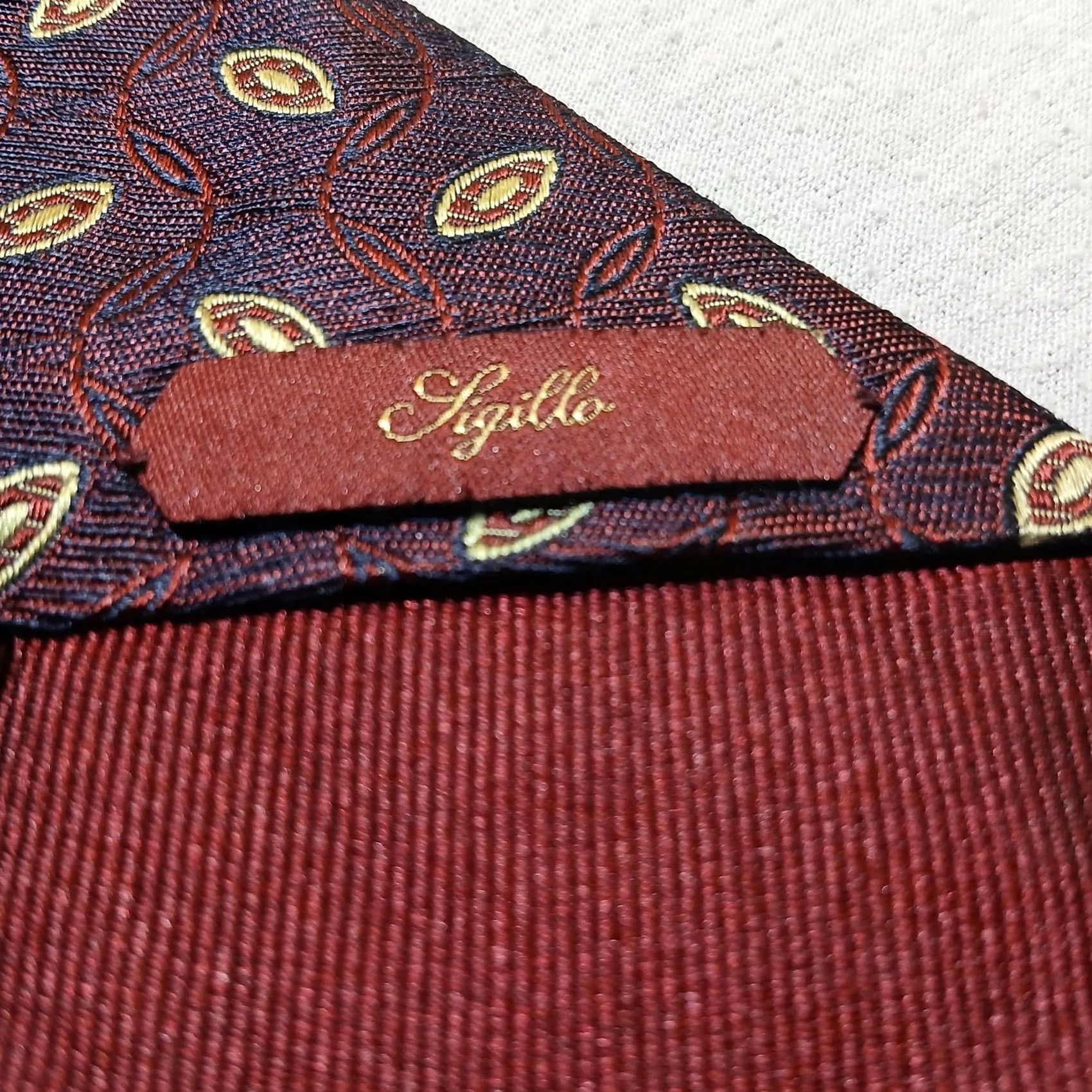 Vintage VILLA BOLGHERI Silk Tie Geometric Pattern Red Black Italy Men Classic 57"-60" width Classic Designer Neckwear Size ONE SIZE - 4 Thumbnail