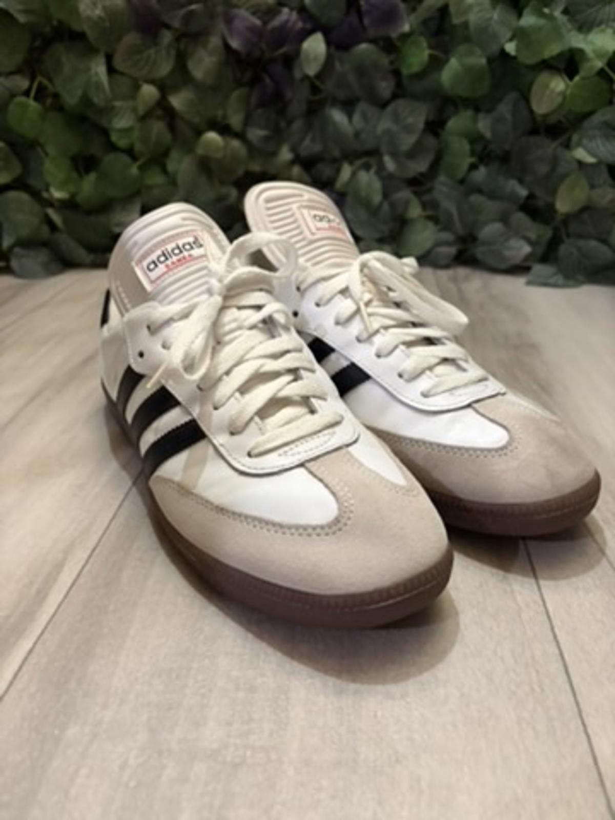 Adidas Adidas Classic Sambas in White EUC Size US 10 / EU 43 - 3 Thumbnail