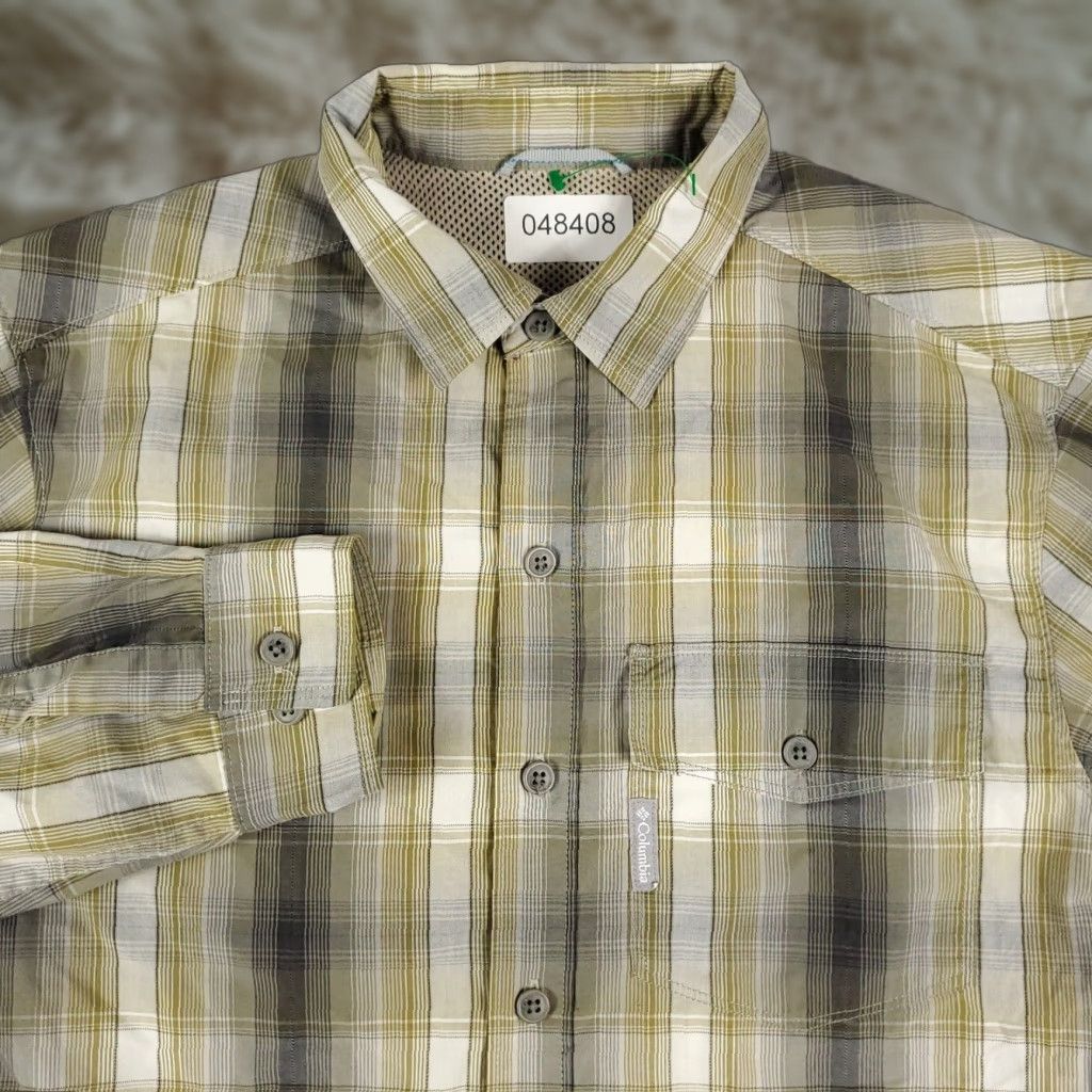 Vintage Columbia Button-Up Shirt Mens Small Beige Plaid Long Sleeve Casual All Seasons Size US S / EU 44-46 / 1 - 1 Thumbnail