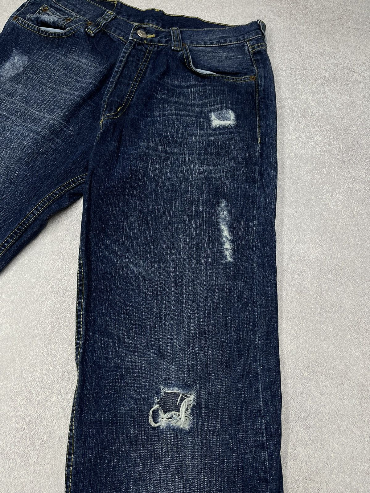 Levi's × Levi's Vintage Clothing × Vintage Vintage Levis 501 Denim Jeans Blue Made in USA Y2K Size US 32 / EU 48 - 8 Thumbnail