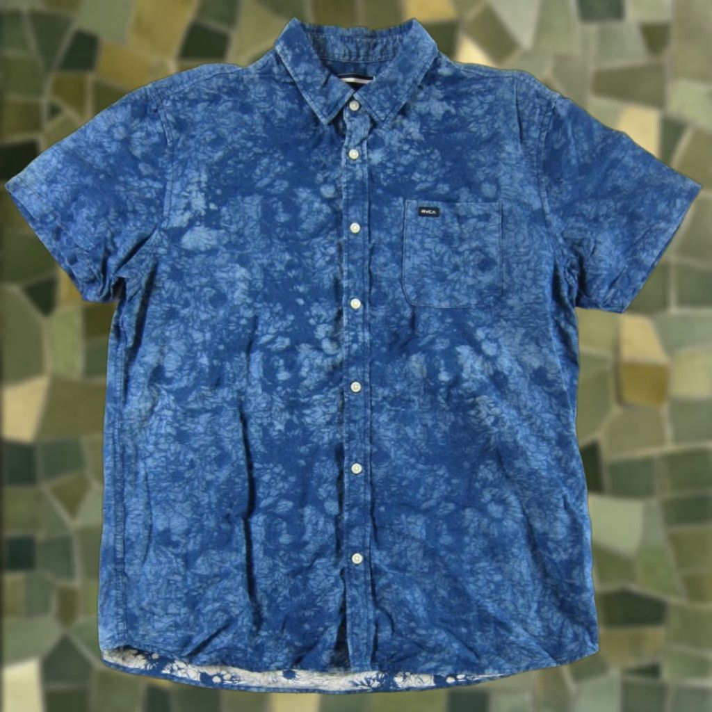 RVCA RVCA Button-Up Shirt Men Large Blue Tie Dye 100% Cotton Short Sleeve Casual Travel Size US L / EU 52-54 / 3 - 1 Thumbnail