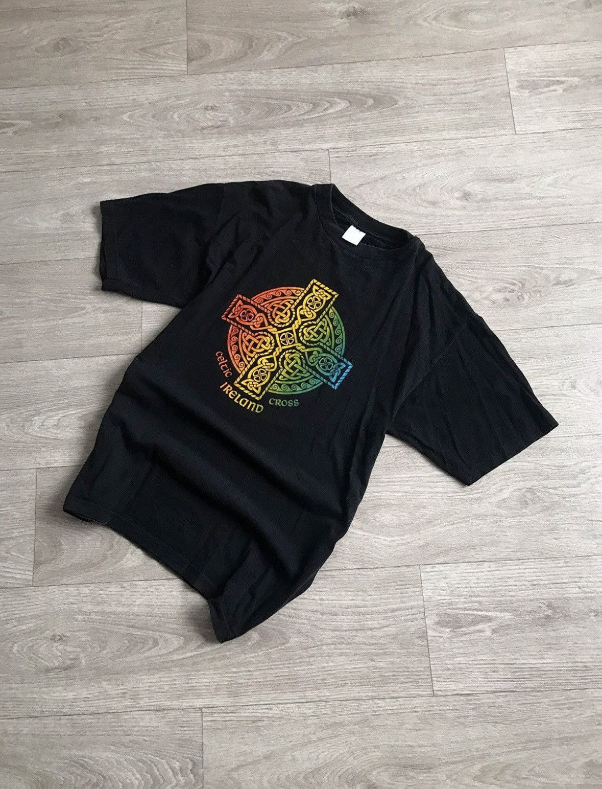 Vintage 🔷Celtic Cross Ireland Vintage T-shirt🔷 Size US XL / EU 56 / 4 - 1 Thumbnail