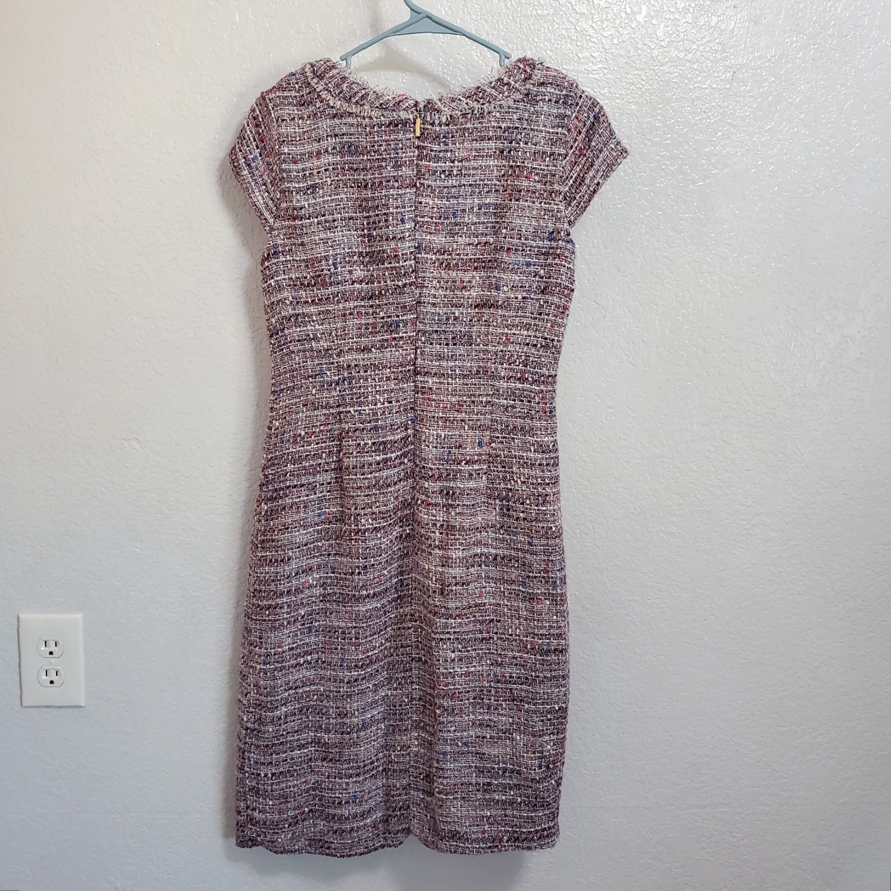 Karl Lagerfeld Karl Lagerfeld Dress Women 2 Purple Fringe Tweed Sheath Knee Length Zipper Back Lined Cap Sleeve V-Neck Size XS / US 0-2 / IT 36-38 - 2 Thumbnail
